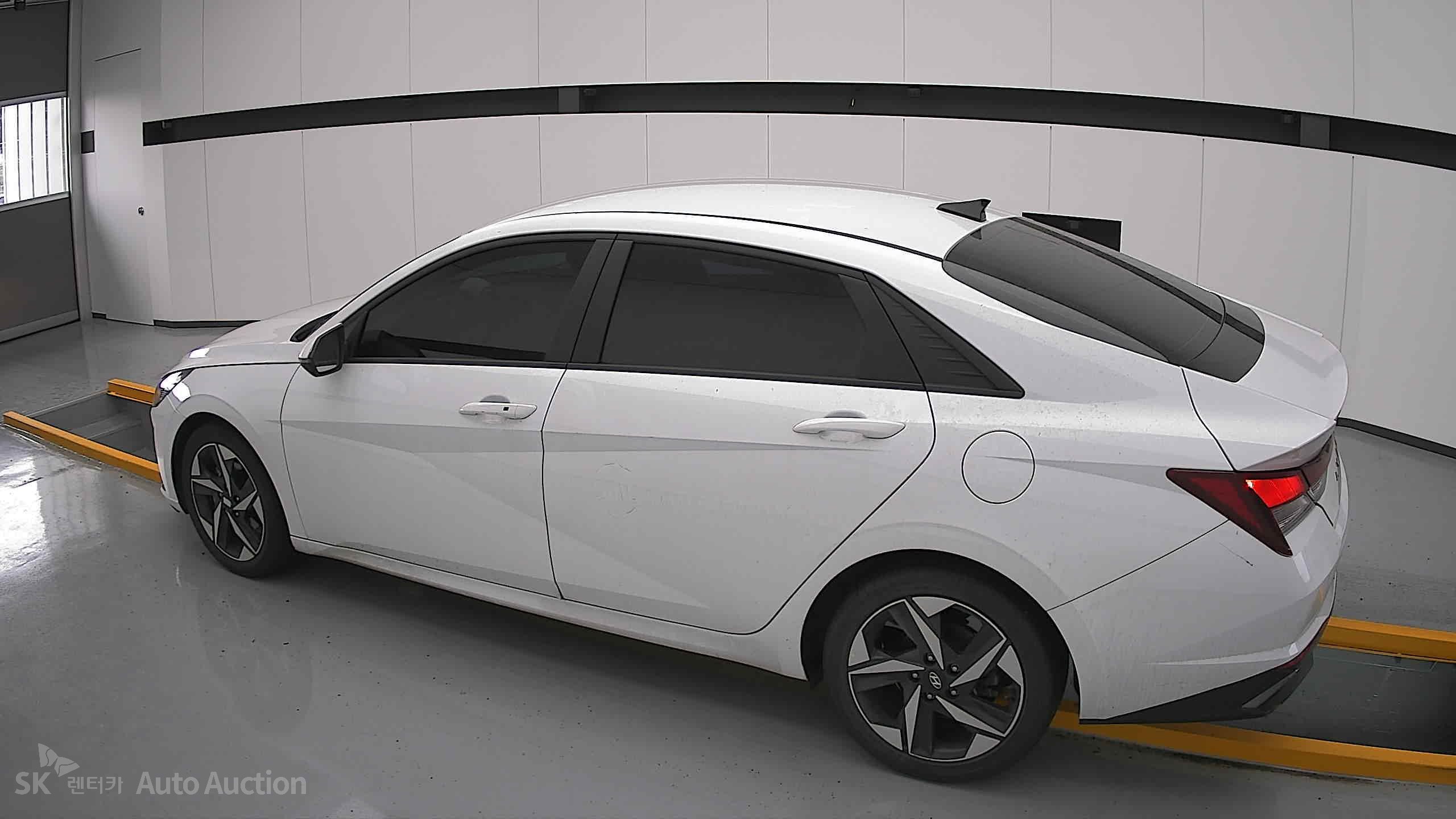 2023 - hyundai avante