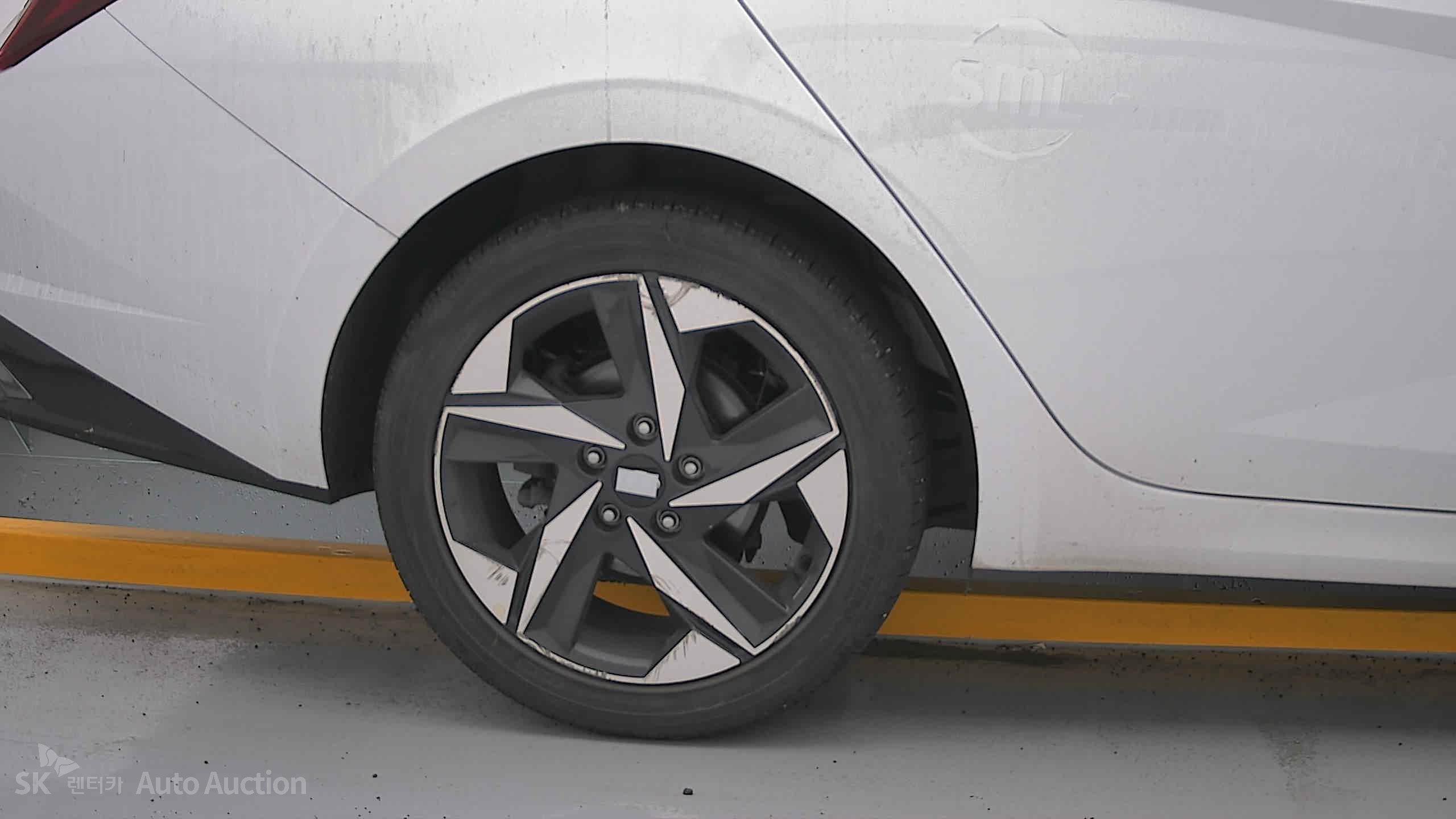 2023 - hyundai avante