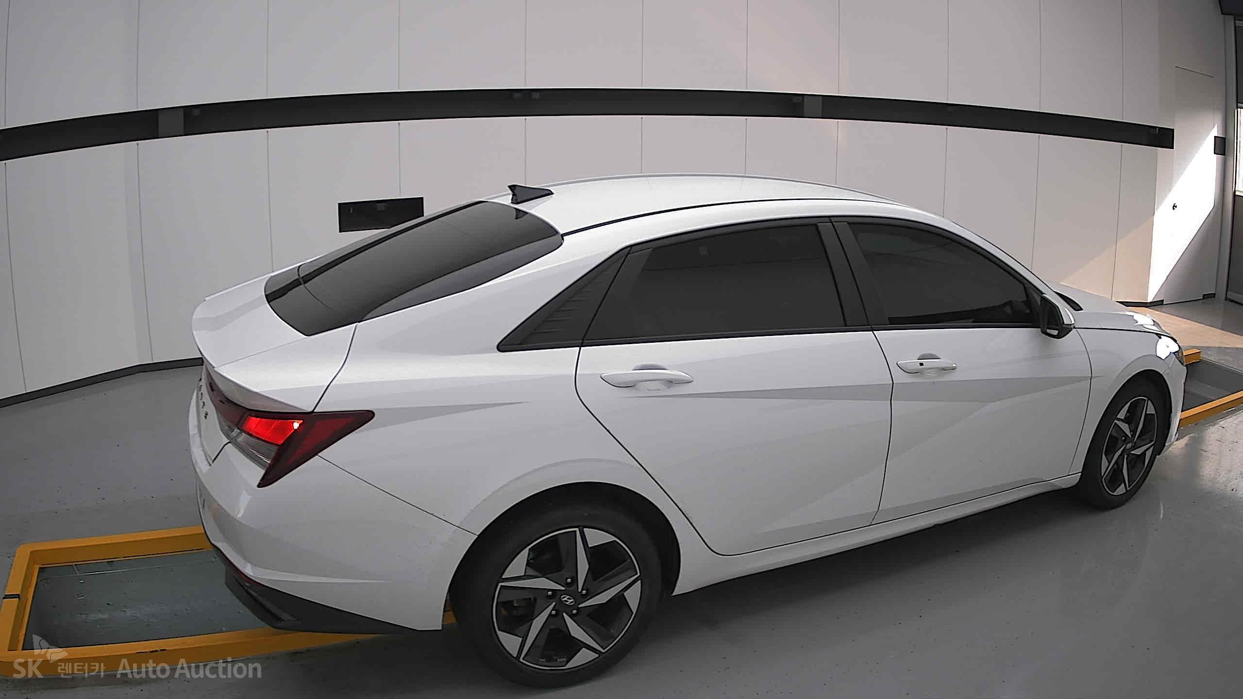 2023 - hyundai avante