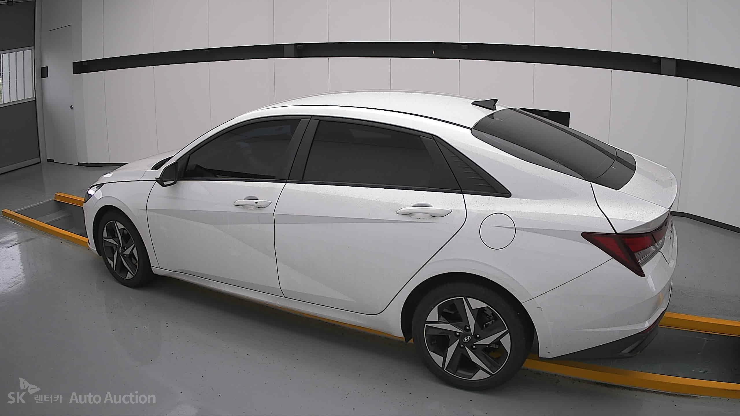 2023 - hyundai avante