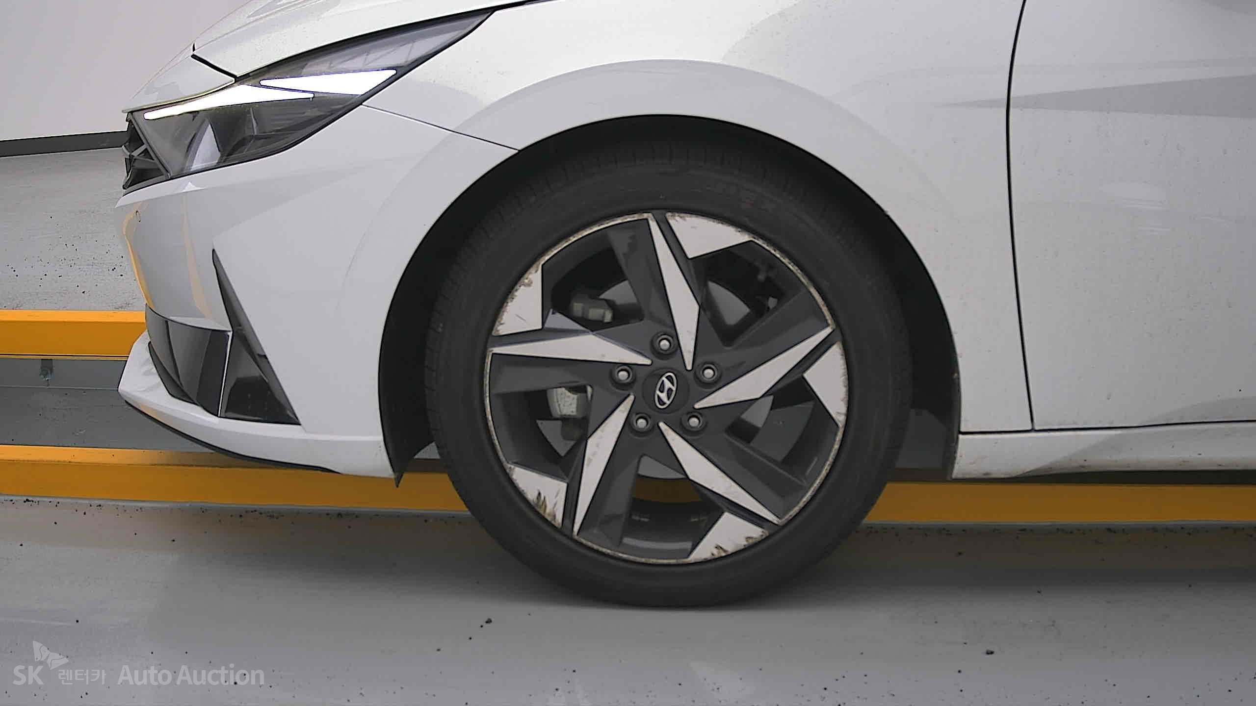 2023 - hyundai avante