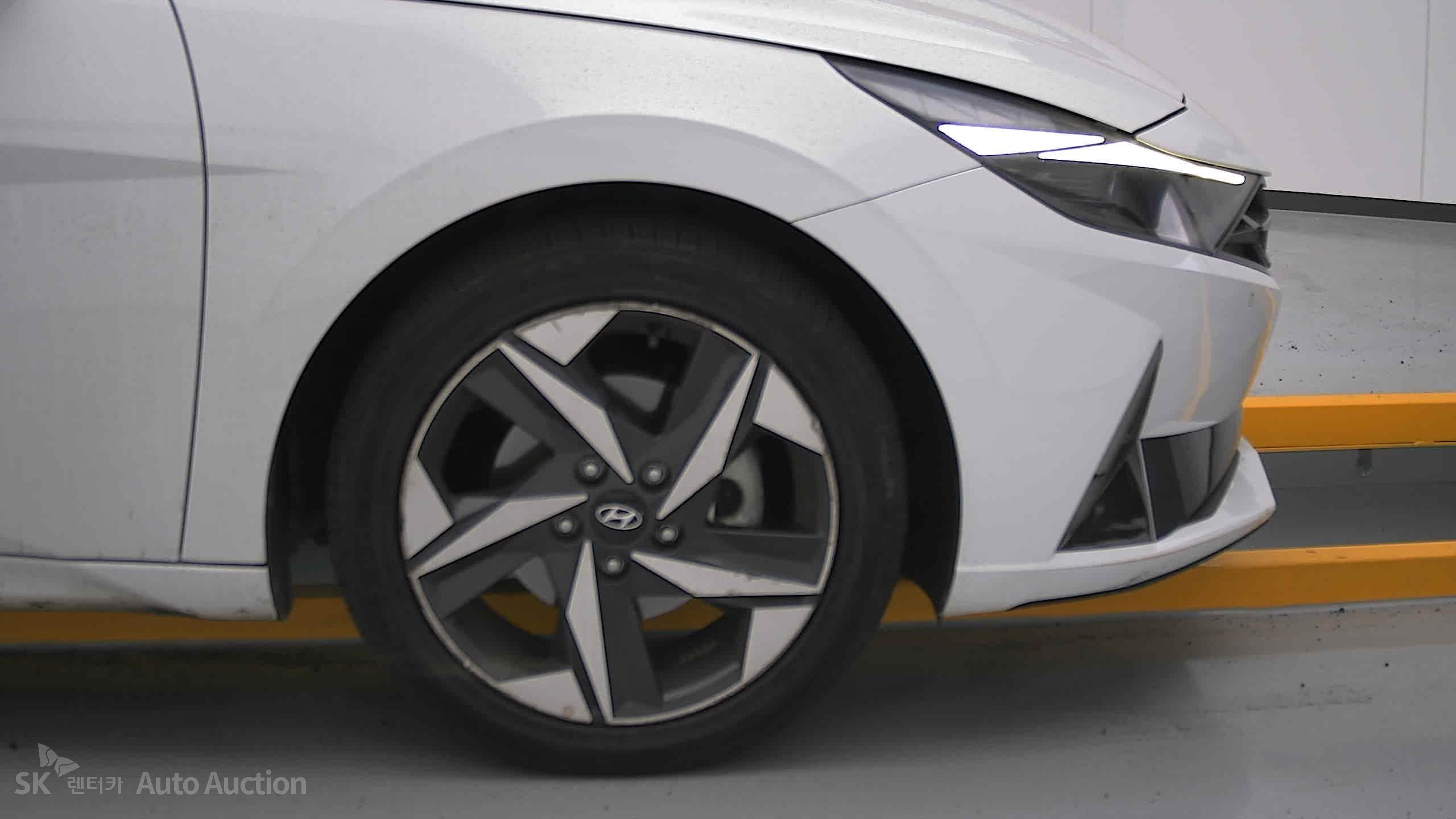 2023 - hyundai avante