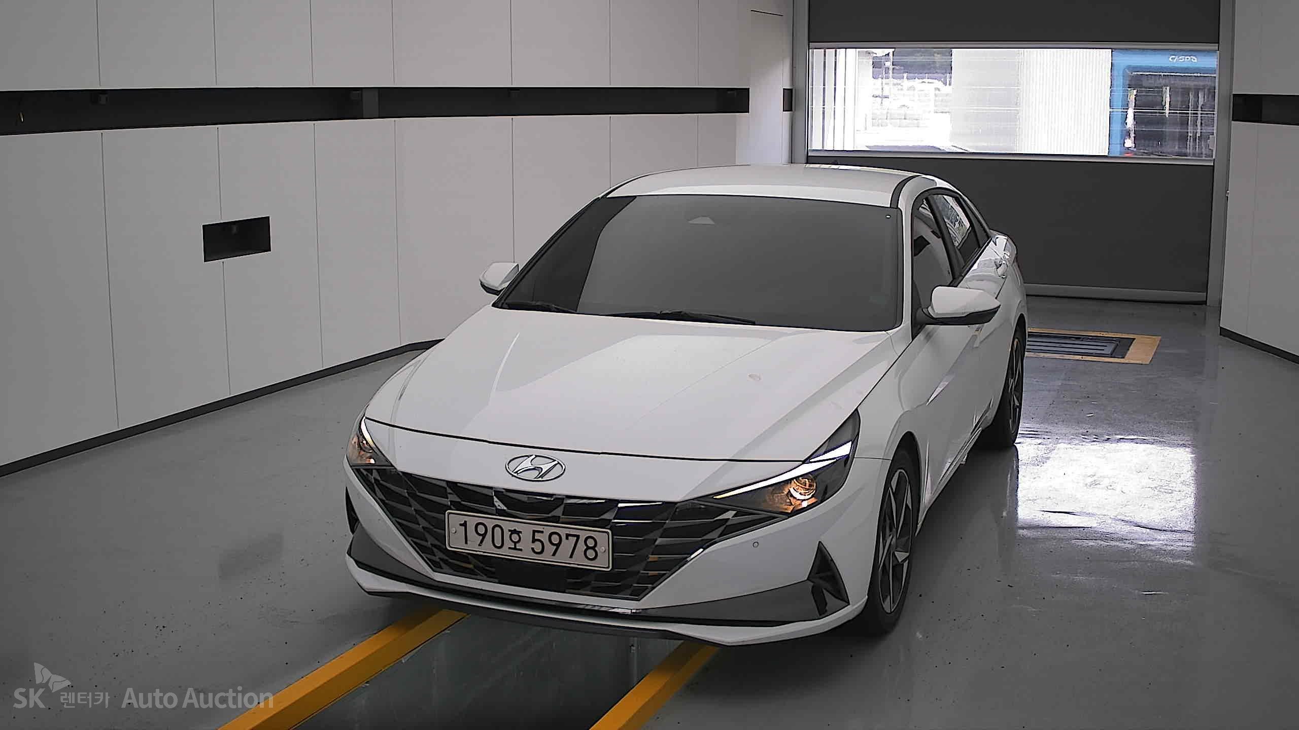 2023 - hyundai avante