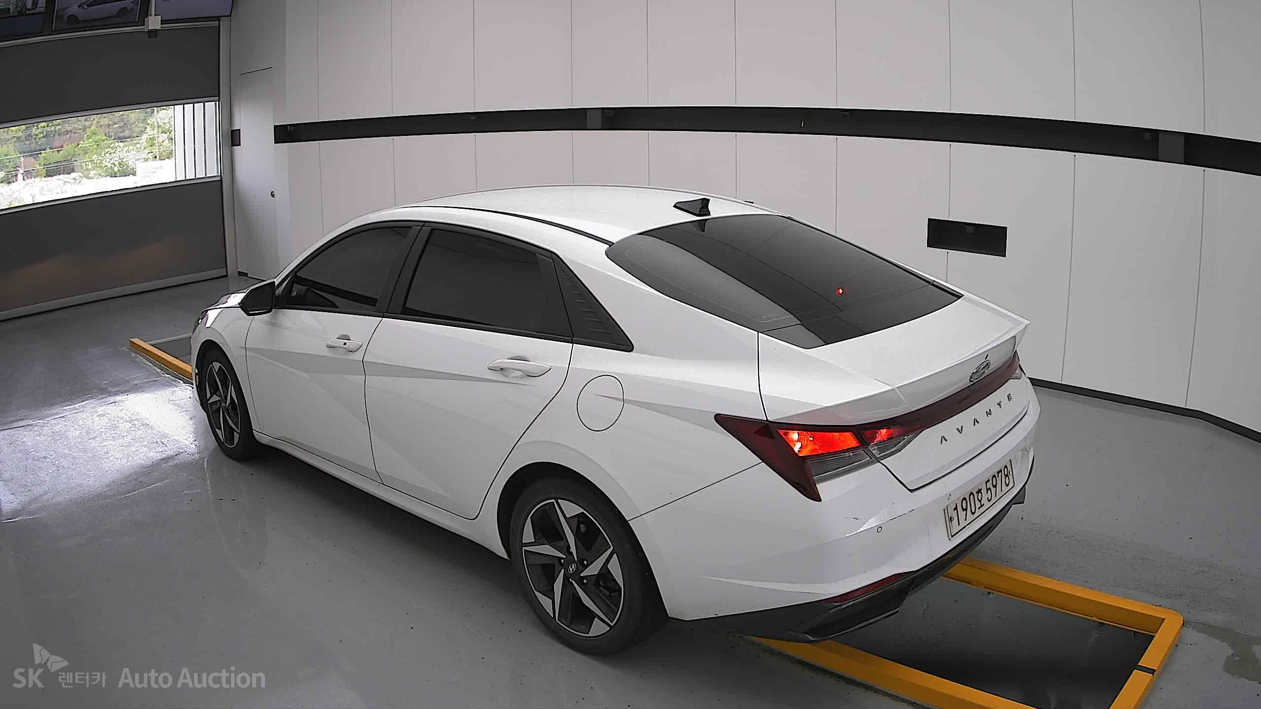 2023 - hyundai avante