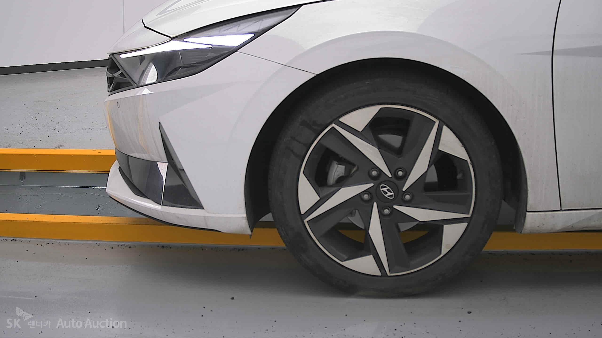 2023 - hyundai avante