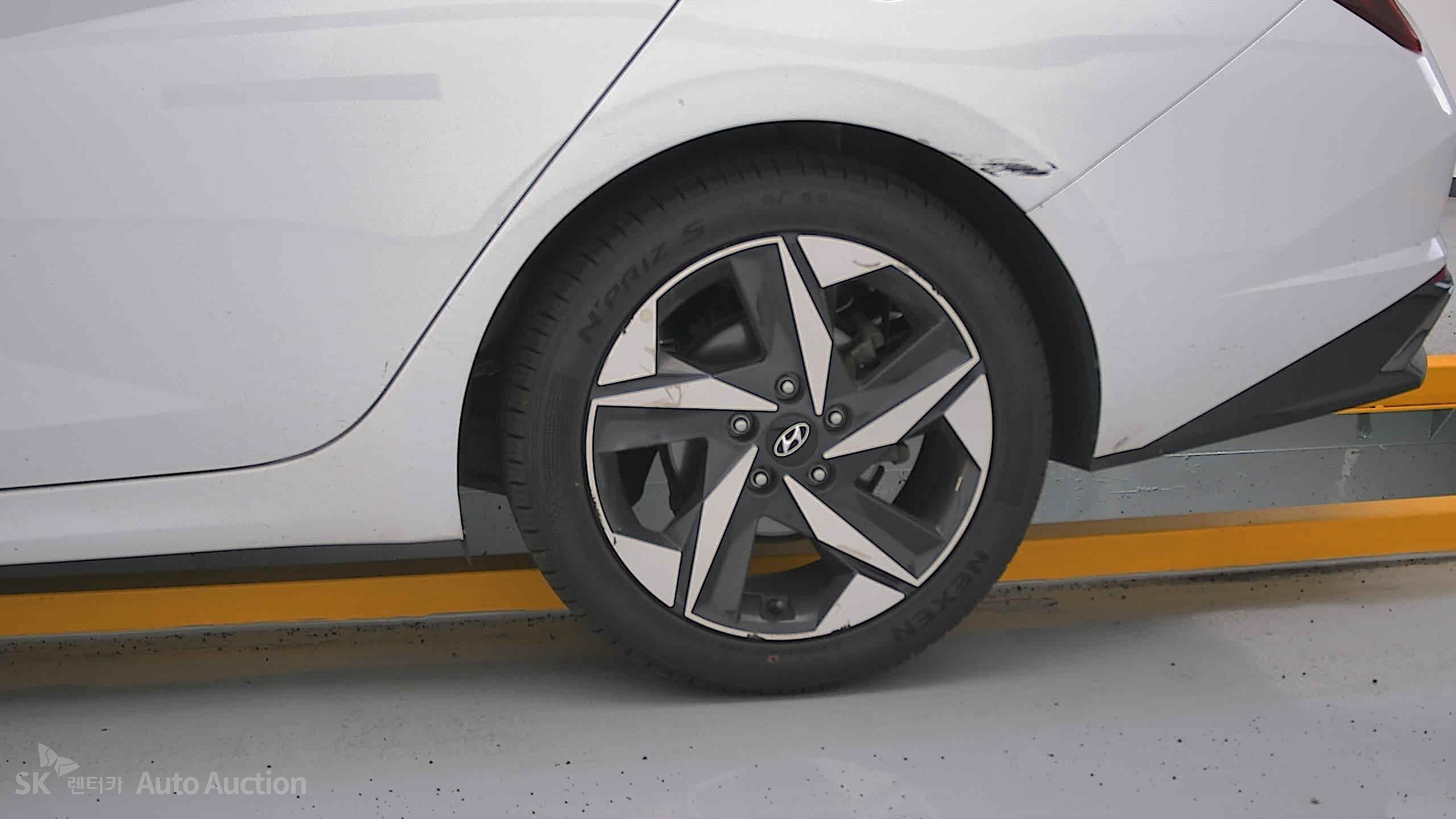 2023 - hyundai avante