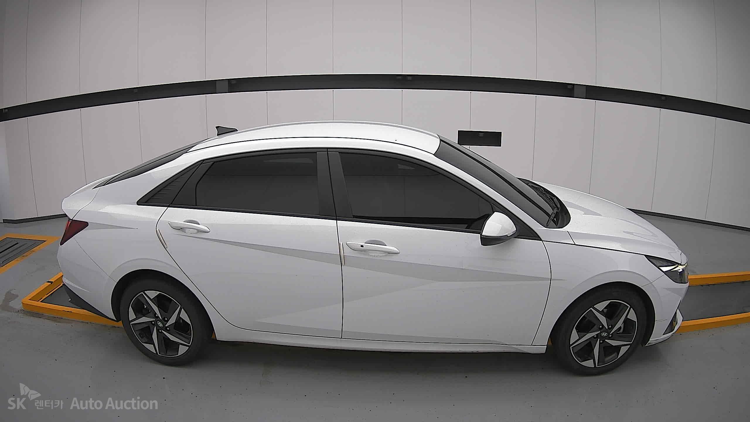 2023 - hyundai avante