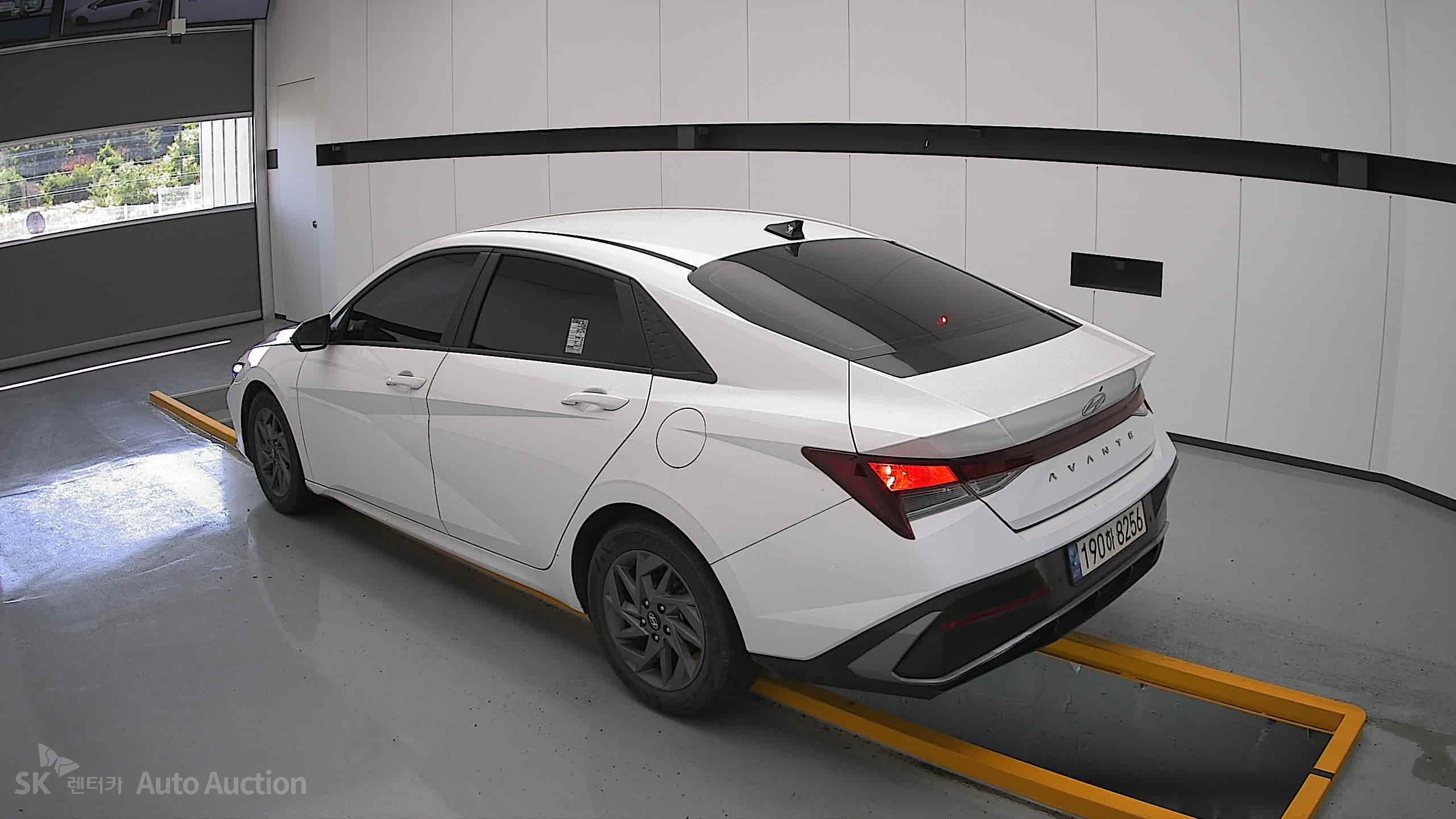 2024 - hyundai avante
