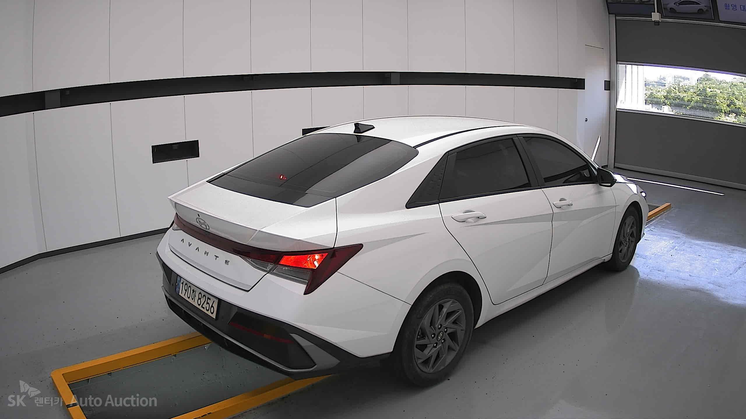 2024 - hyundai avante