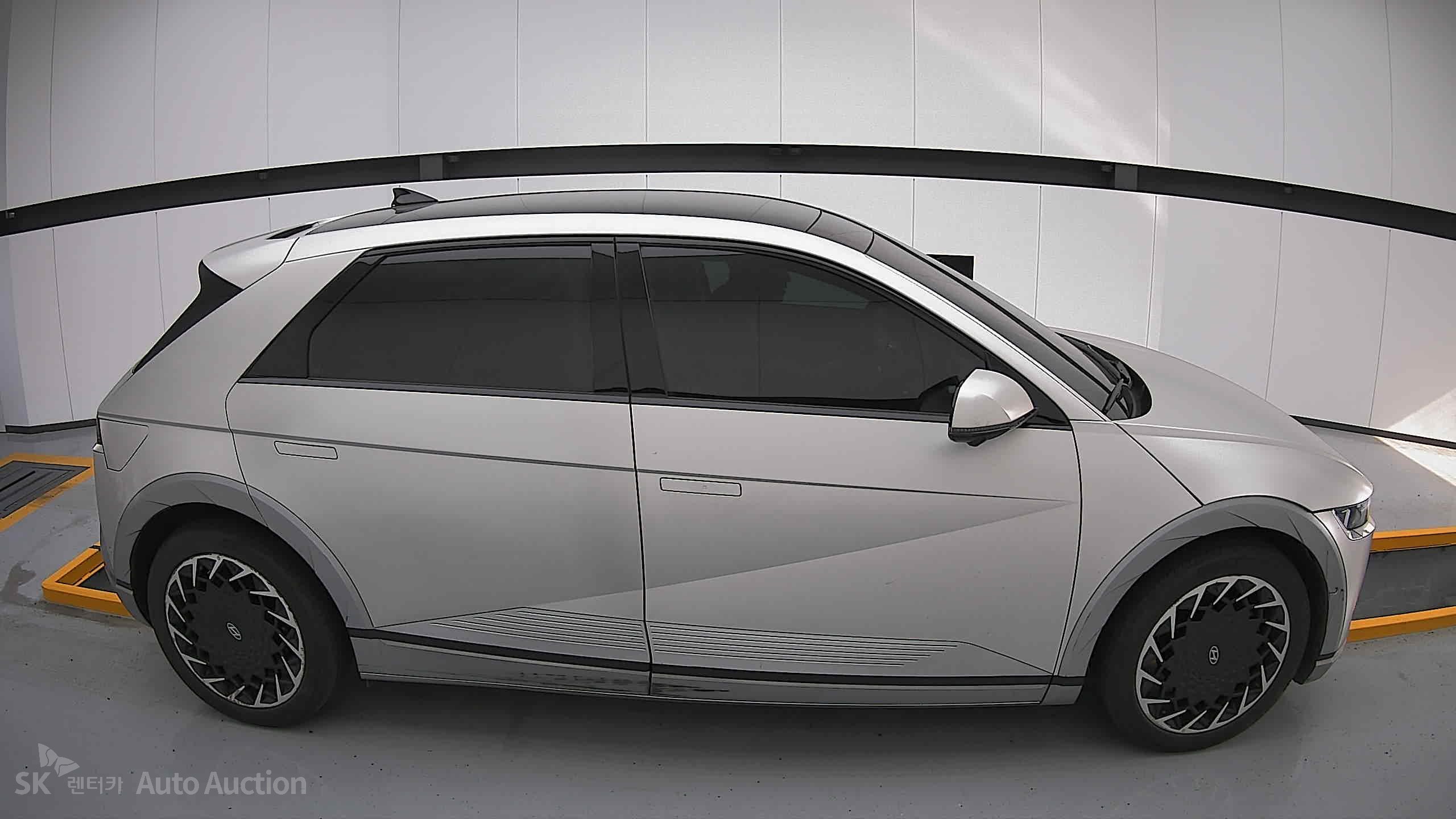 2022 - hyundai ioniq