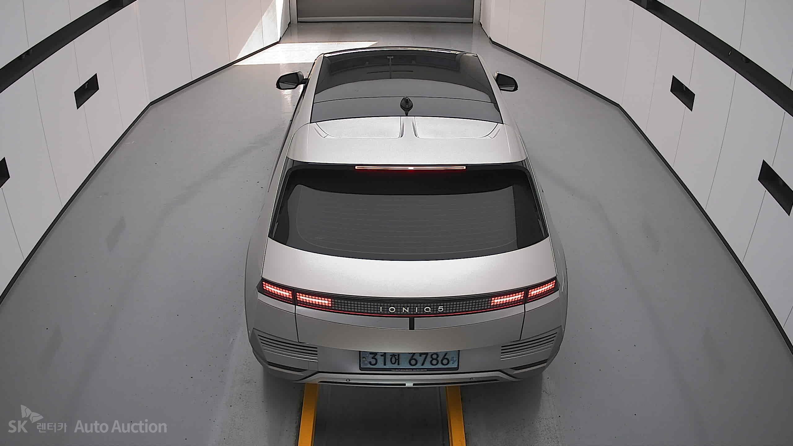 2022 - hyundai ioniq