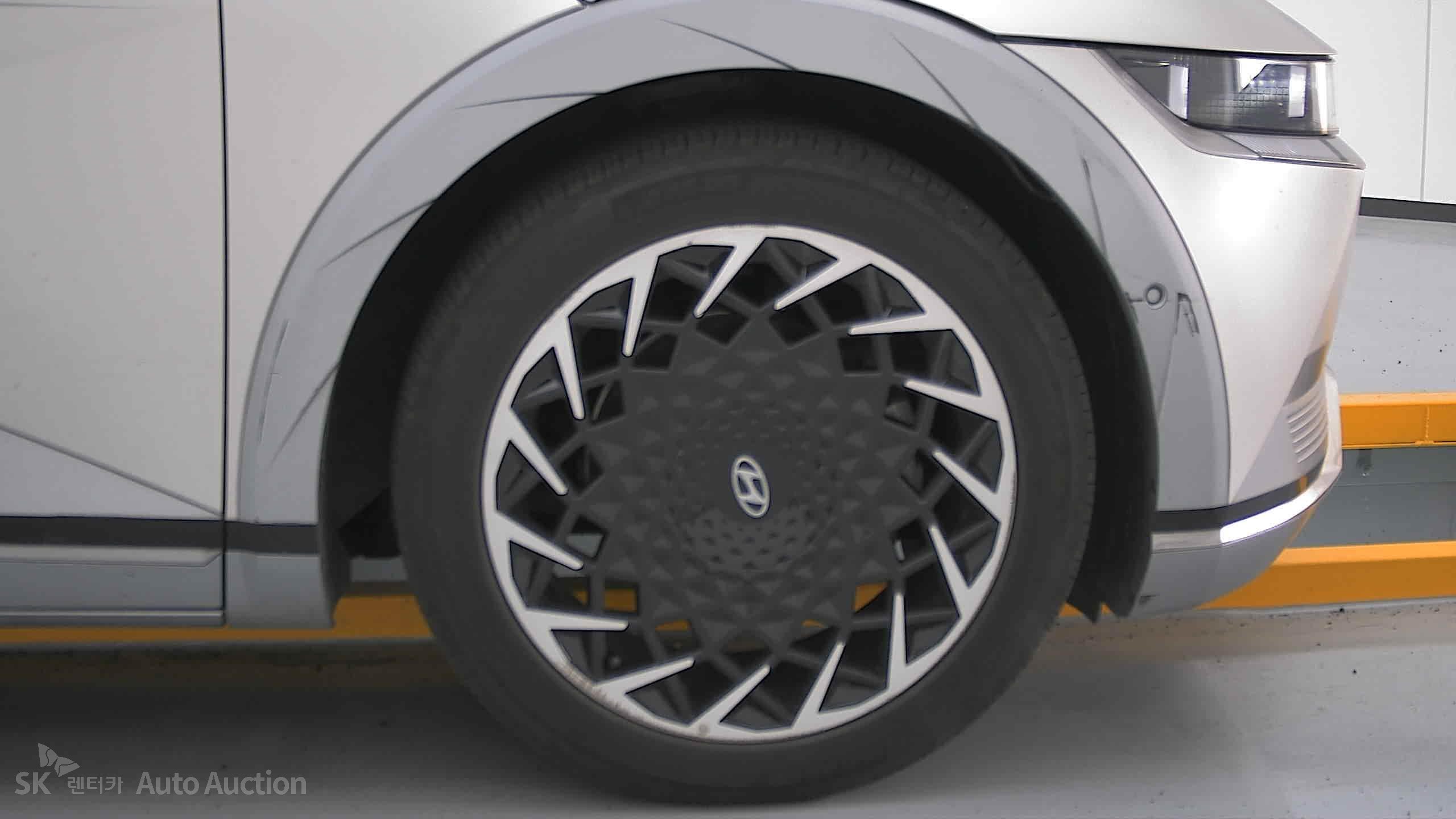 2022 - hyundai ioniq