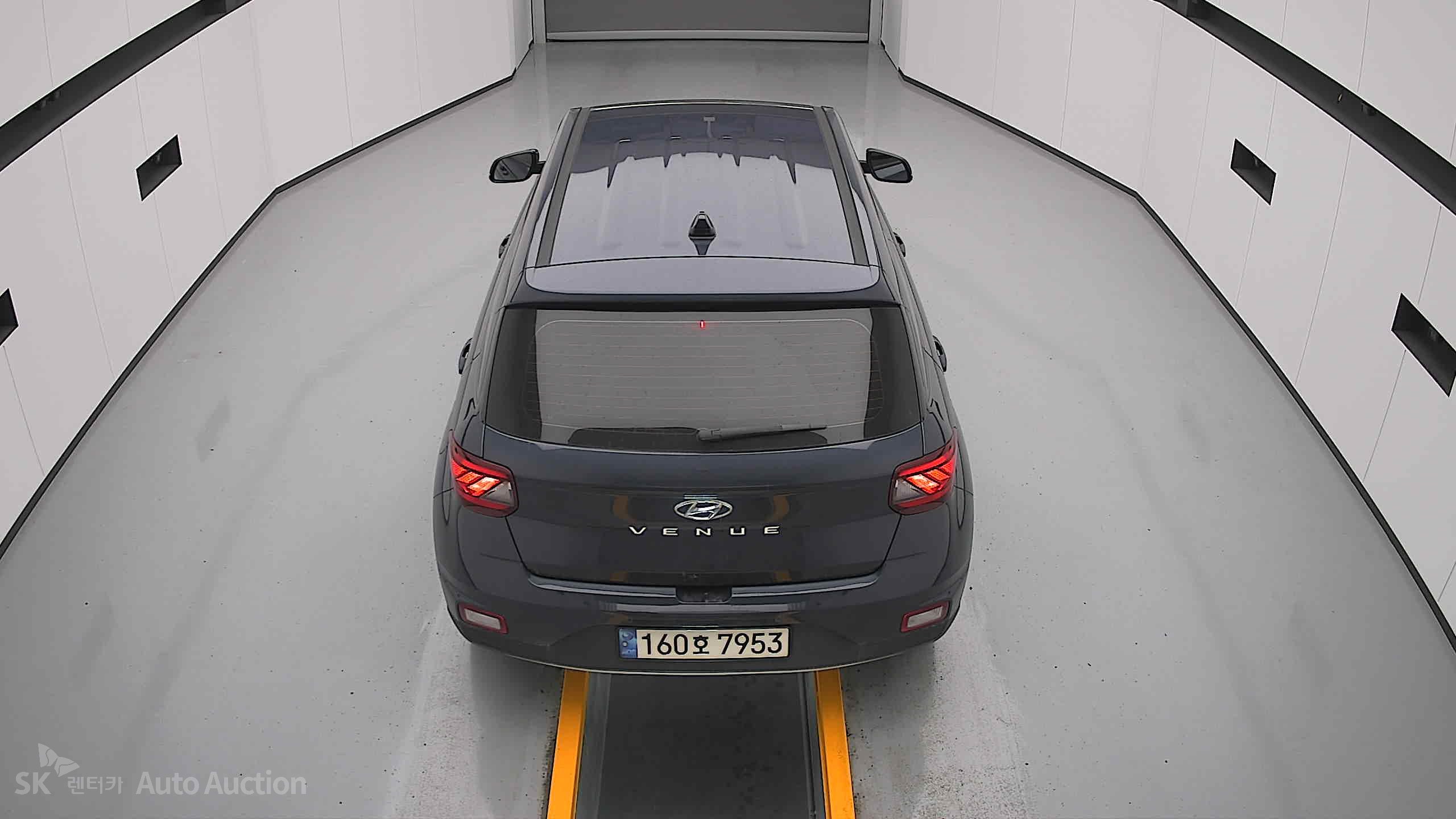 2021 - hyundai venue