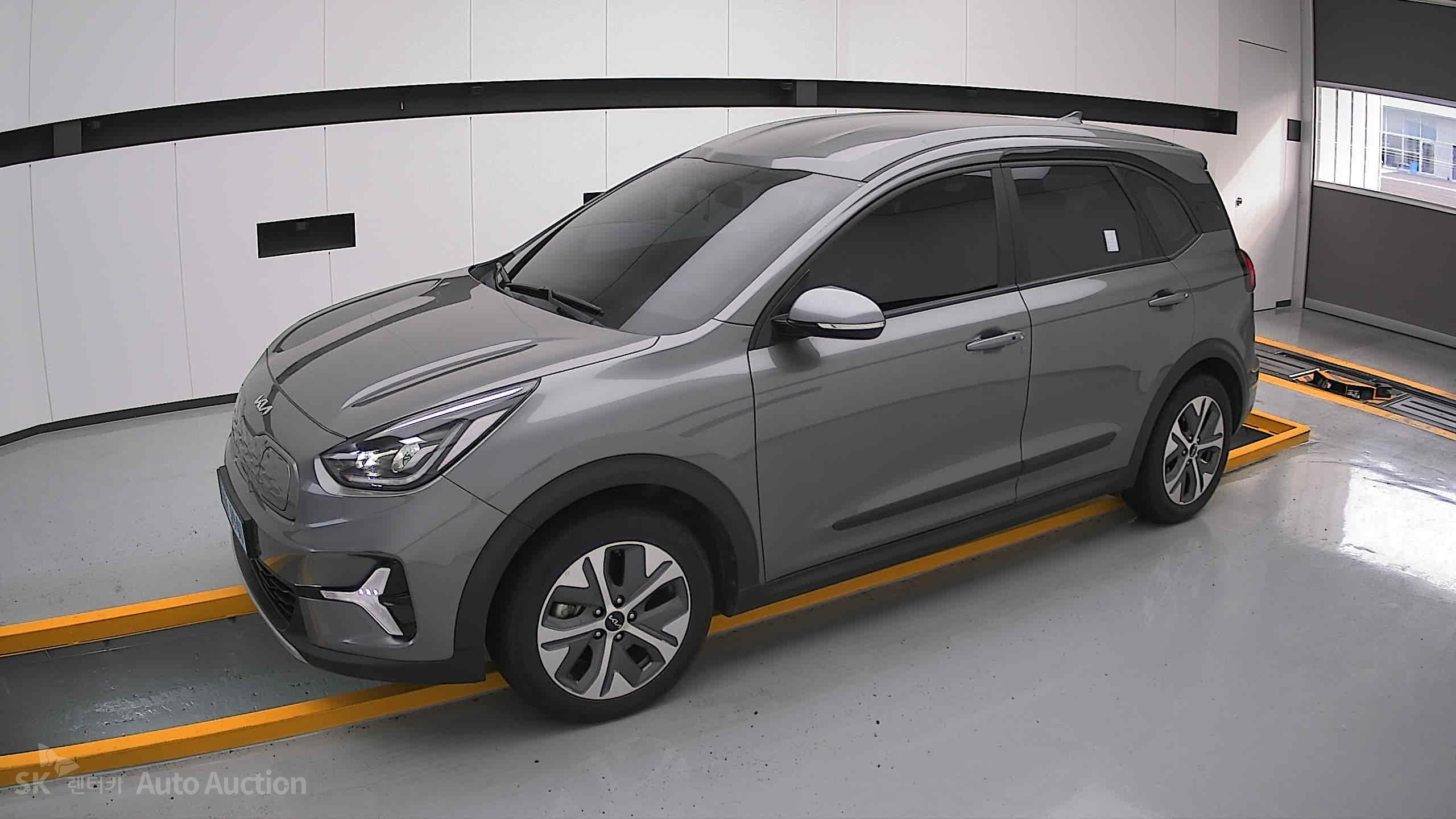 2023 - kia niro
