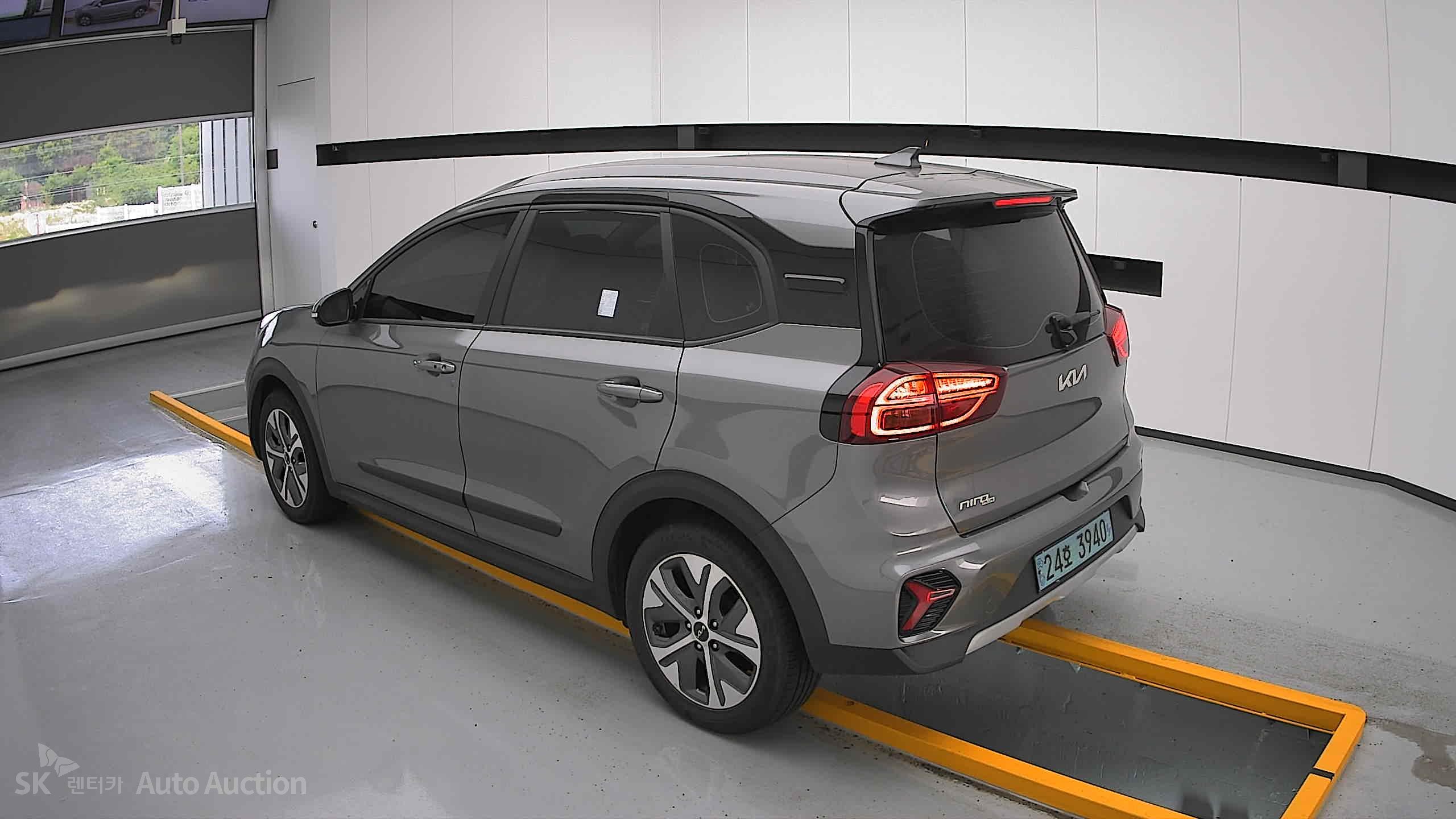 2023 - kia niro