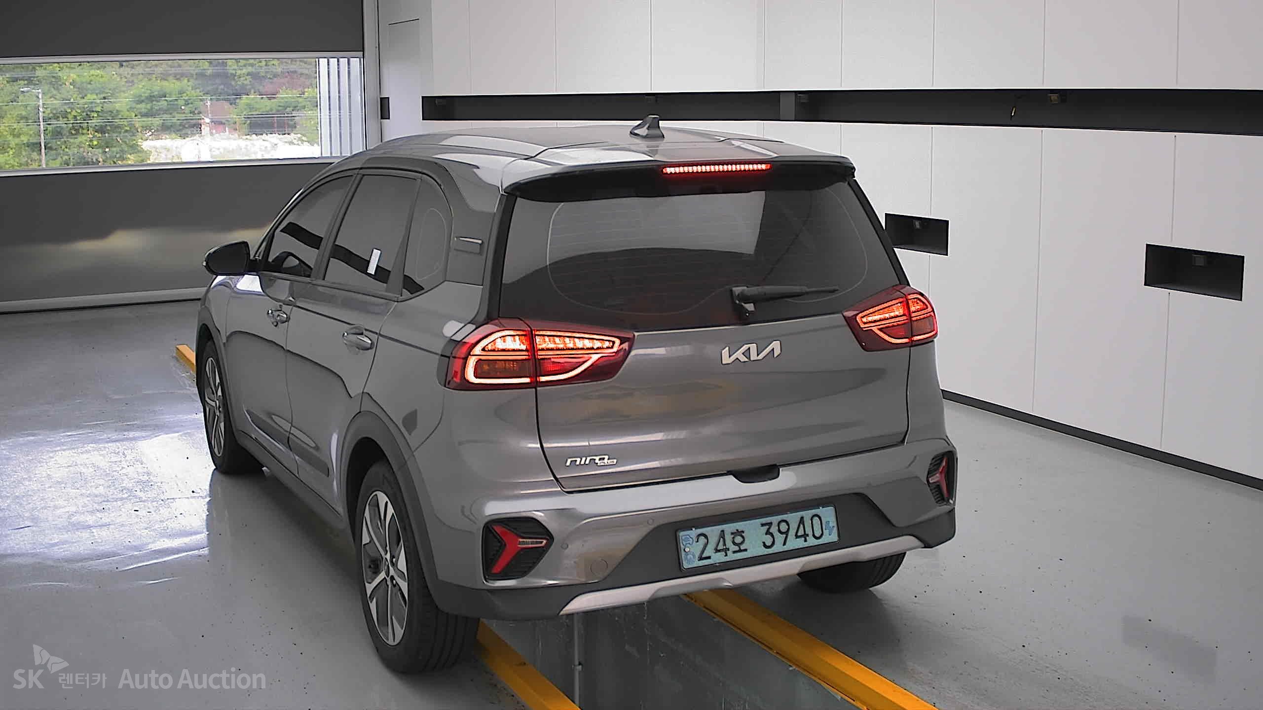 2023 - kia niro