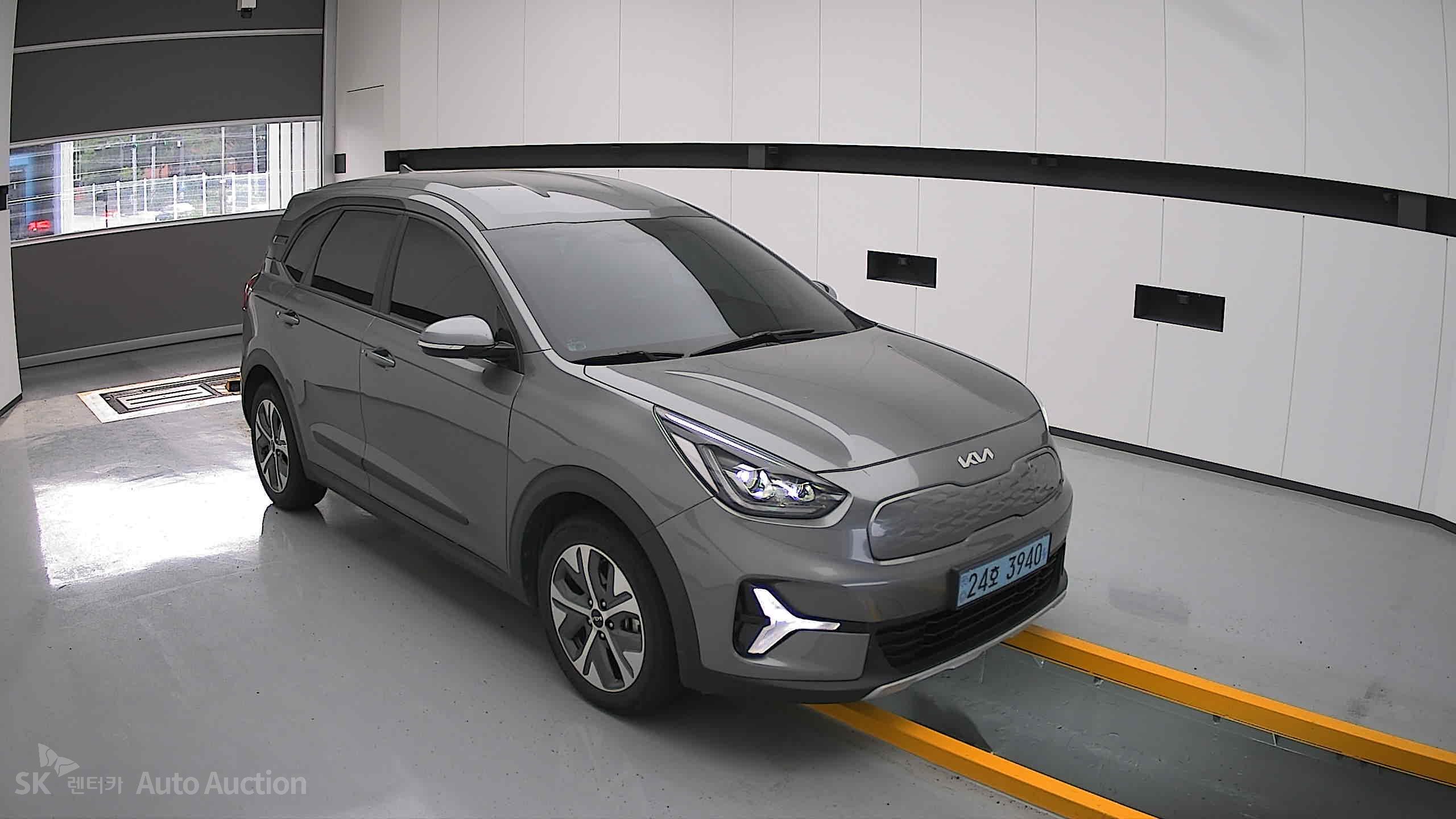 2023 - kia niro