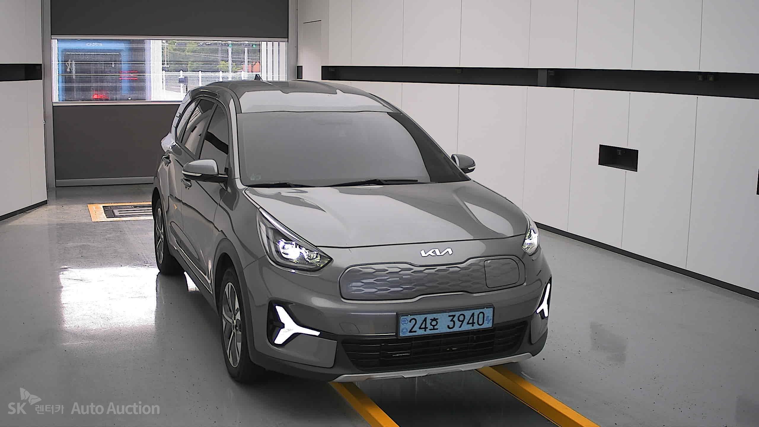 2023 - kia niro