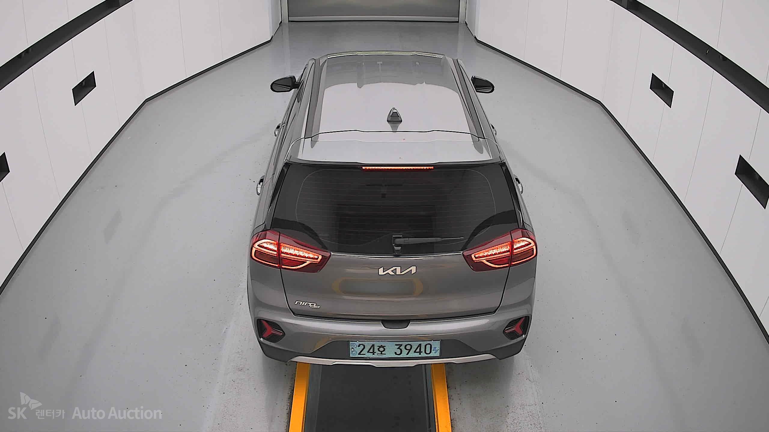 2023 - kia niro
