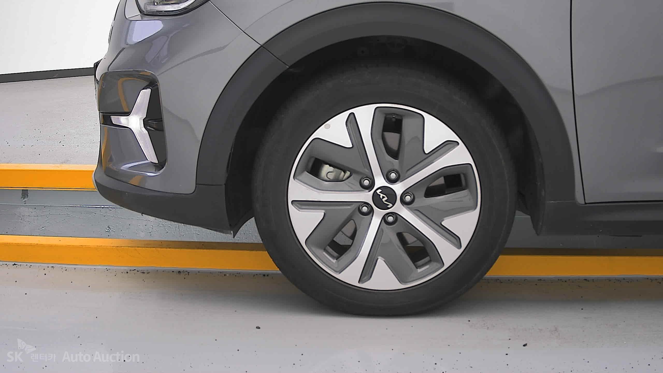 2023 - kia niro