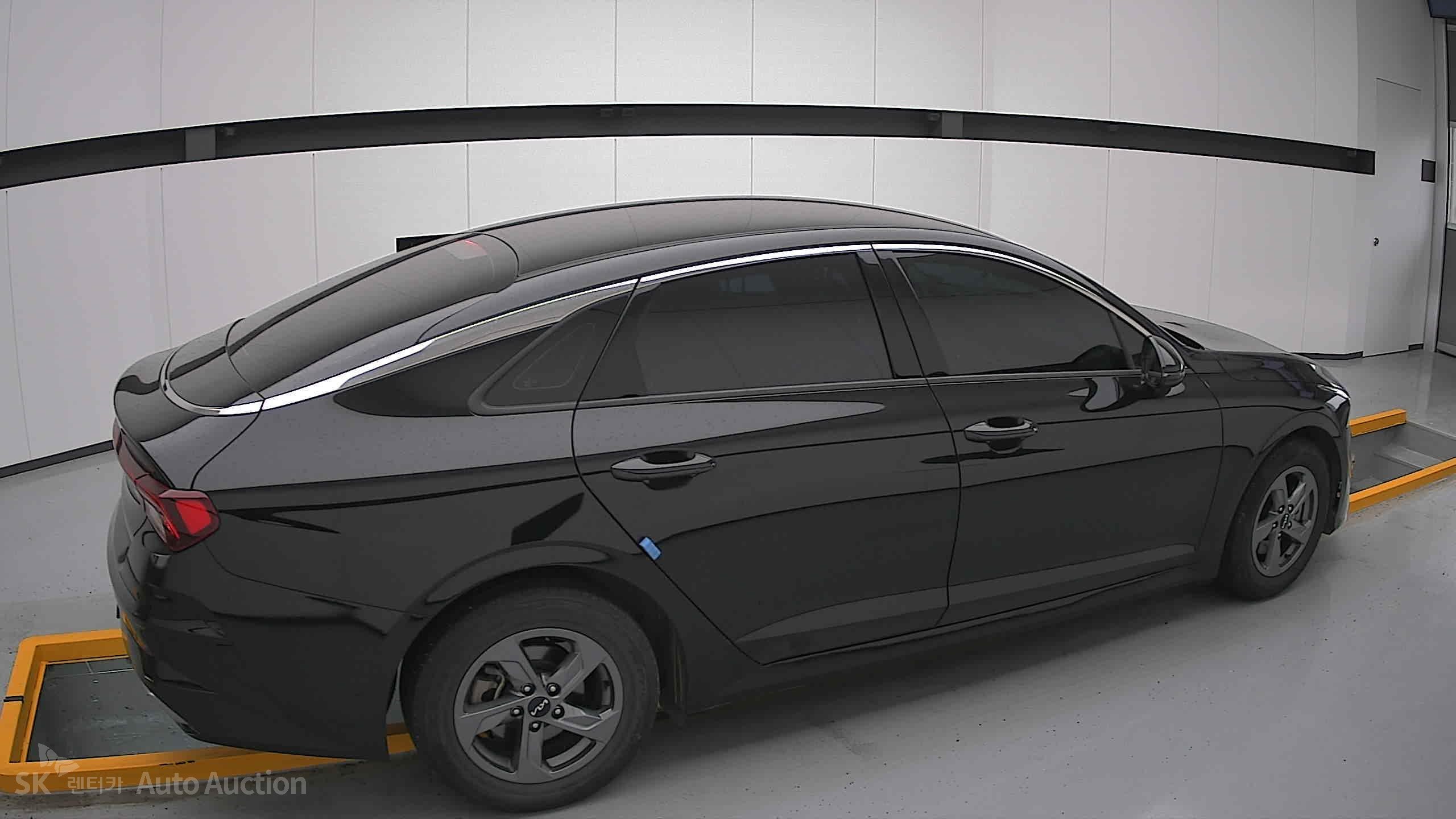 2023 - kia k5