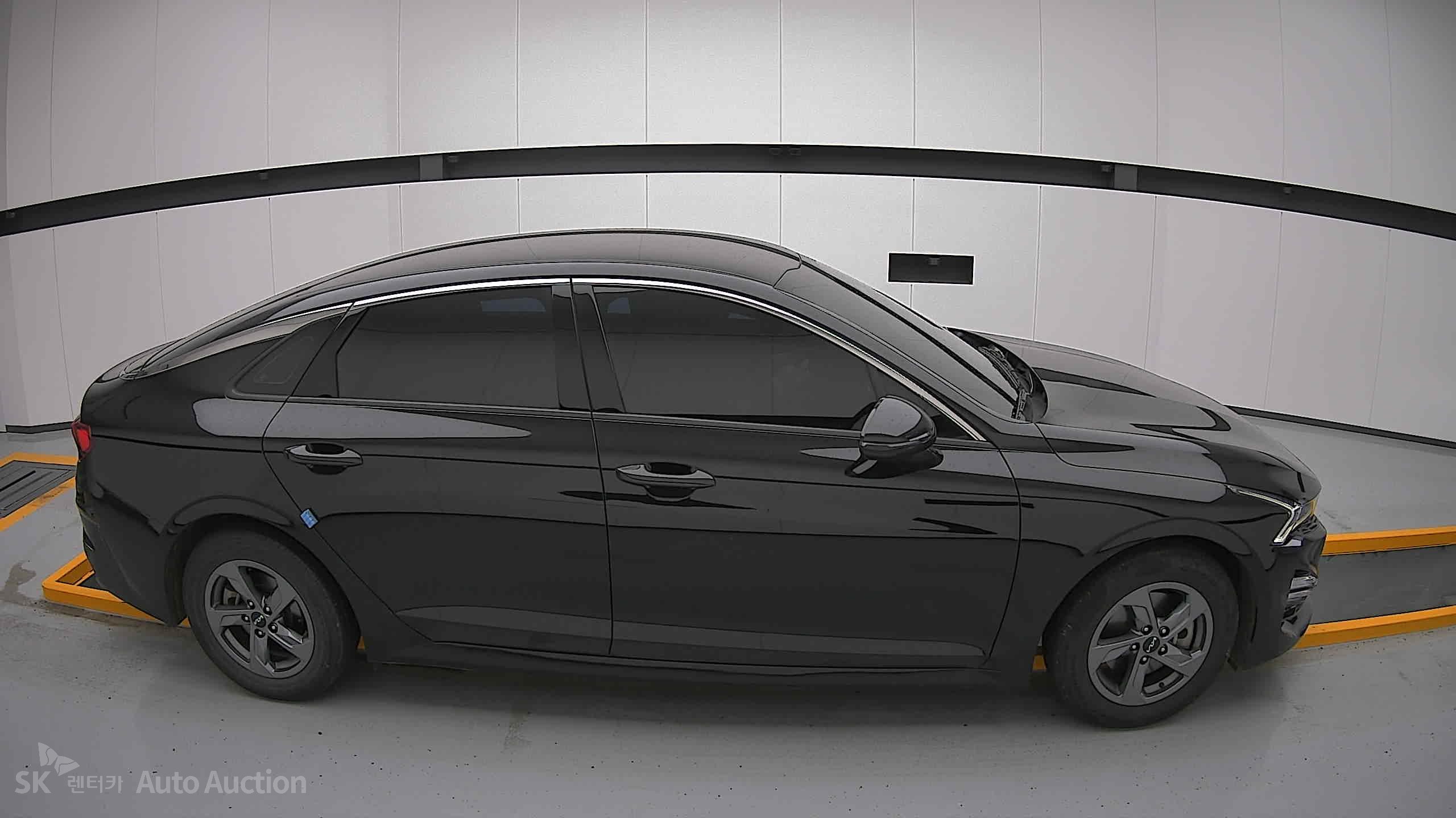 2023 - kia k5
