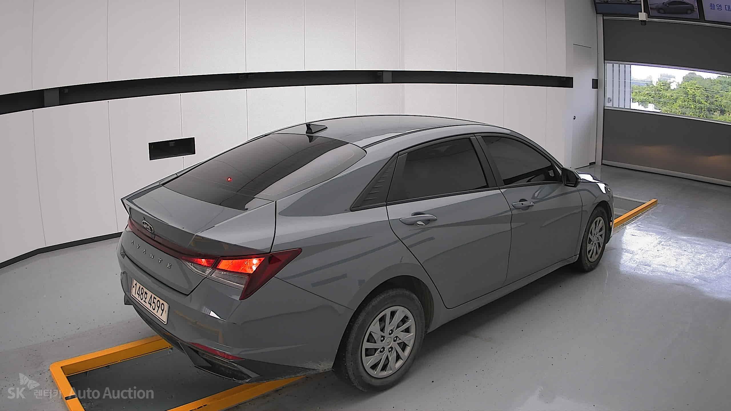 2021 - hyundai avante