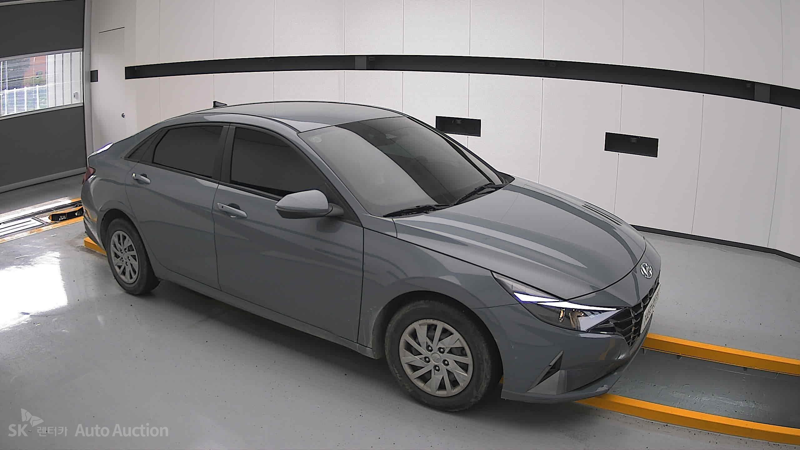 2021 - hyundai avante
