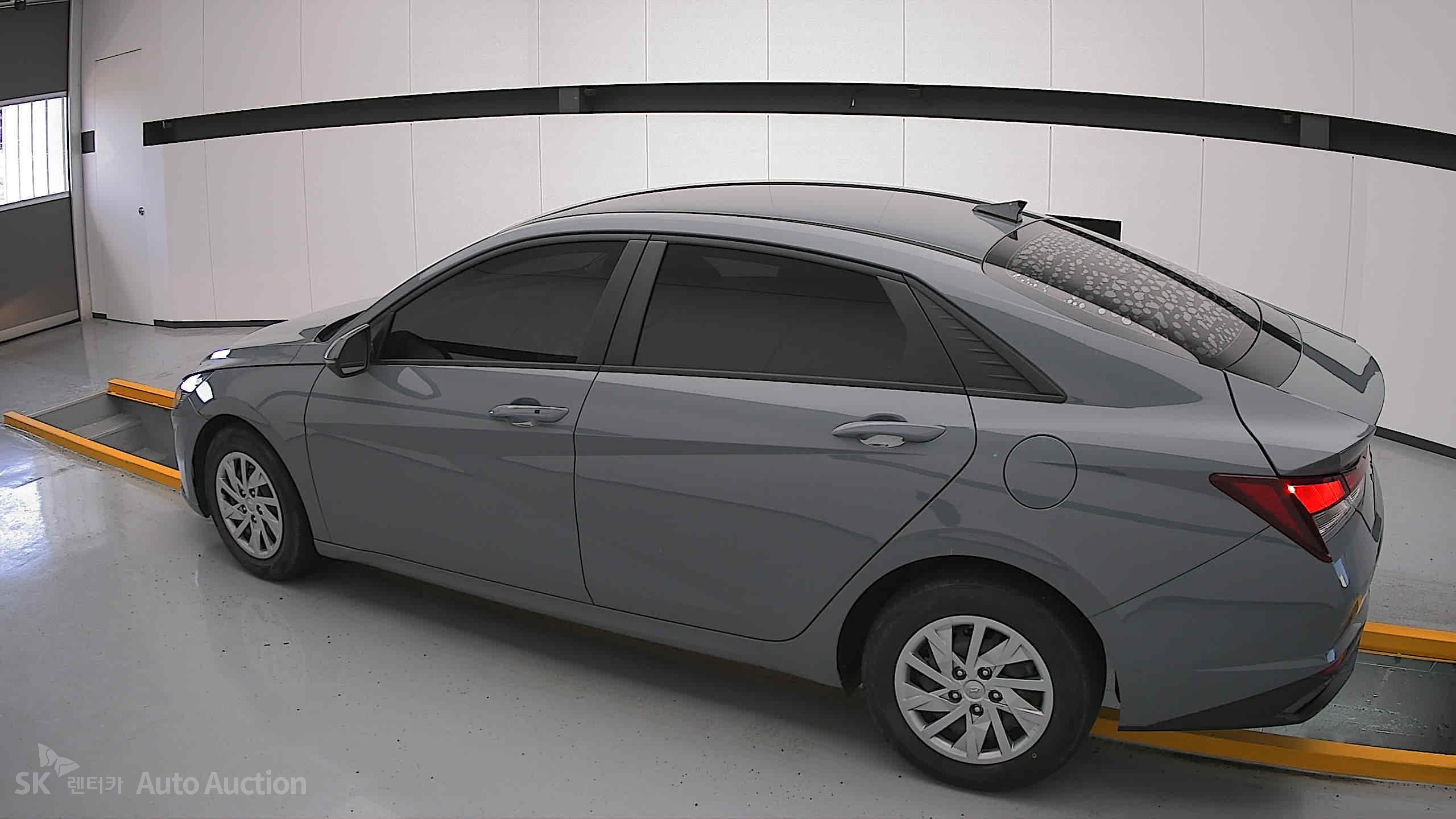 2021 - hyundai avante