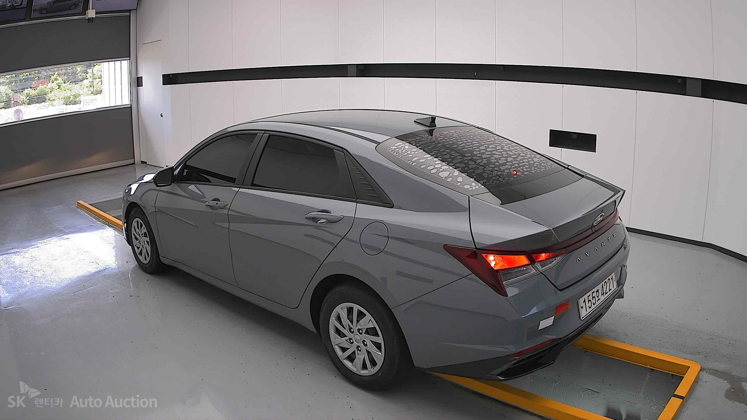 2021 - hyundai avante