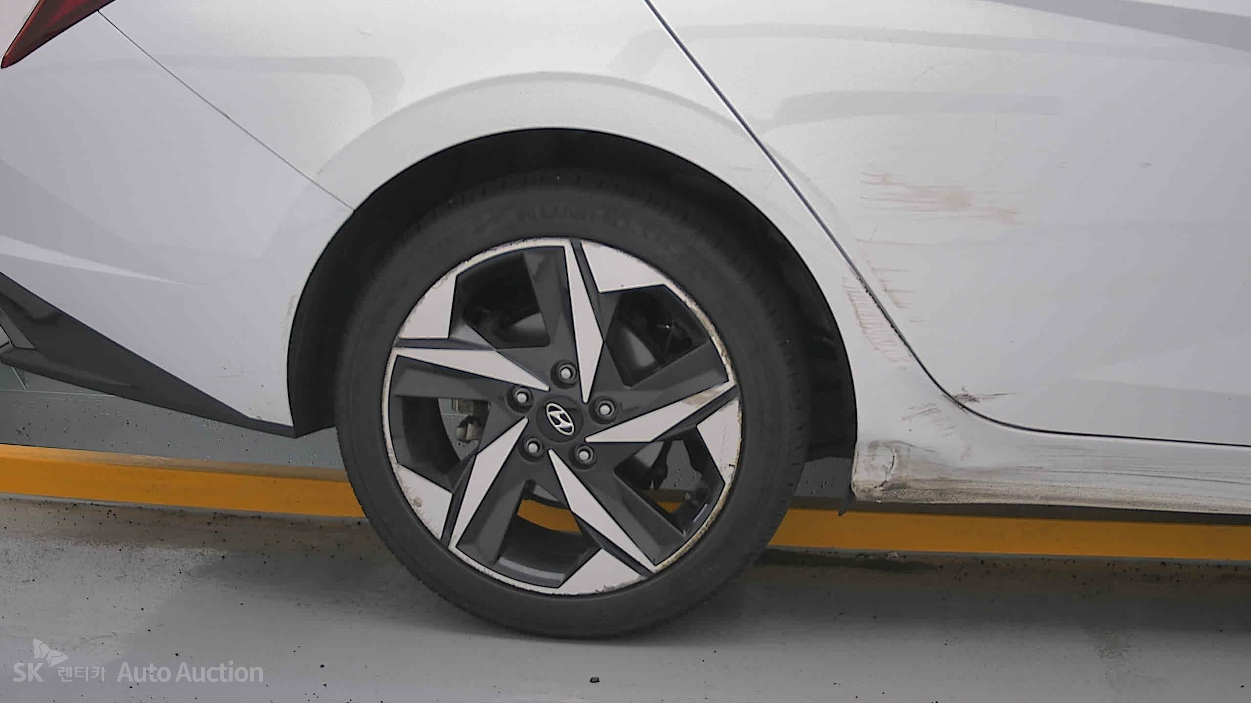 2023 - hyundai avante