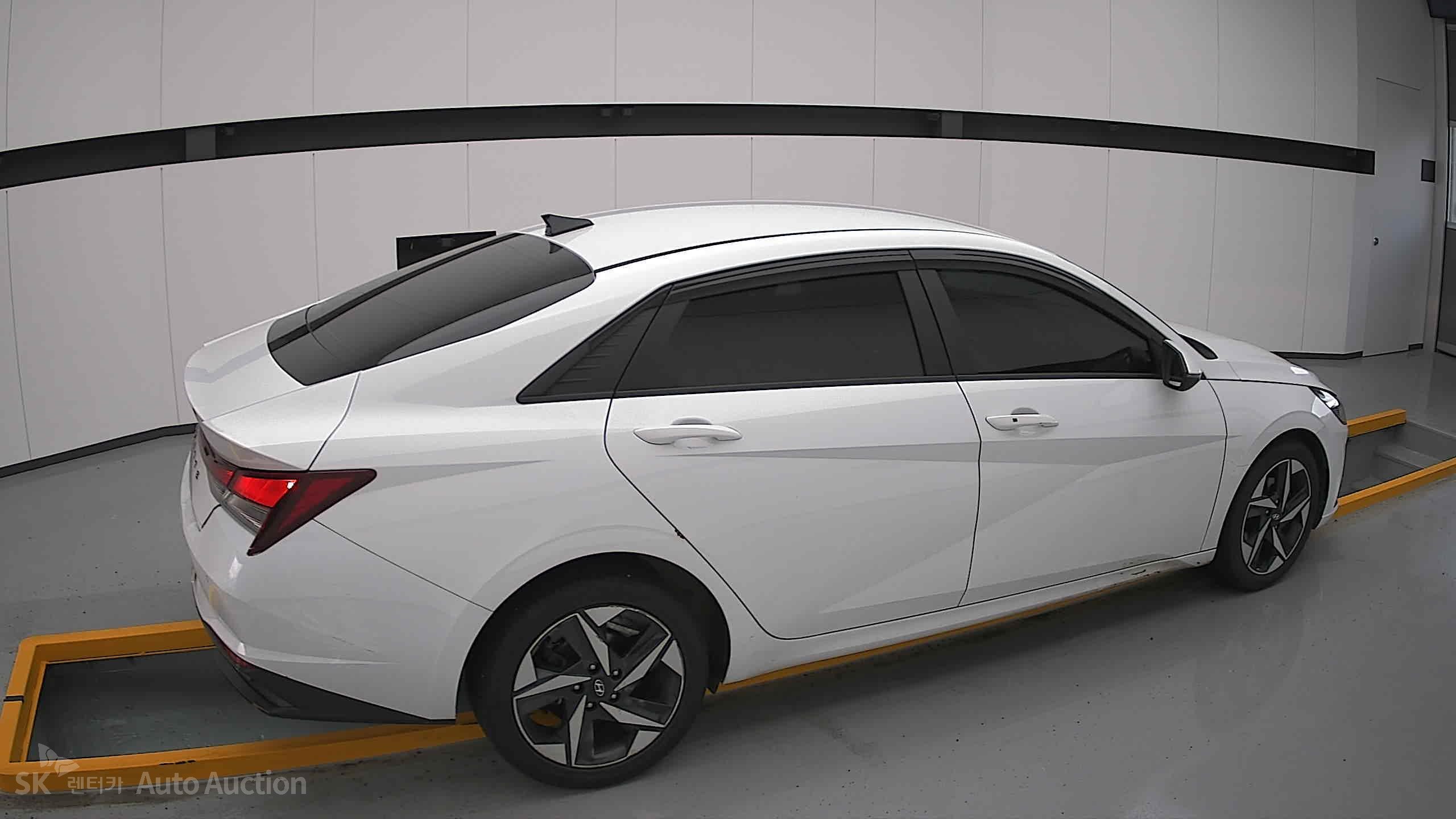 2023 - hyundai avante