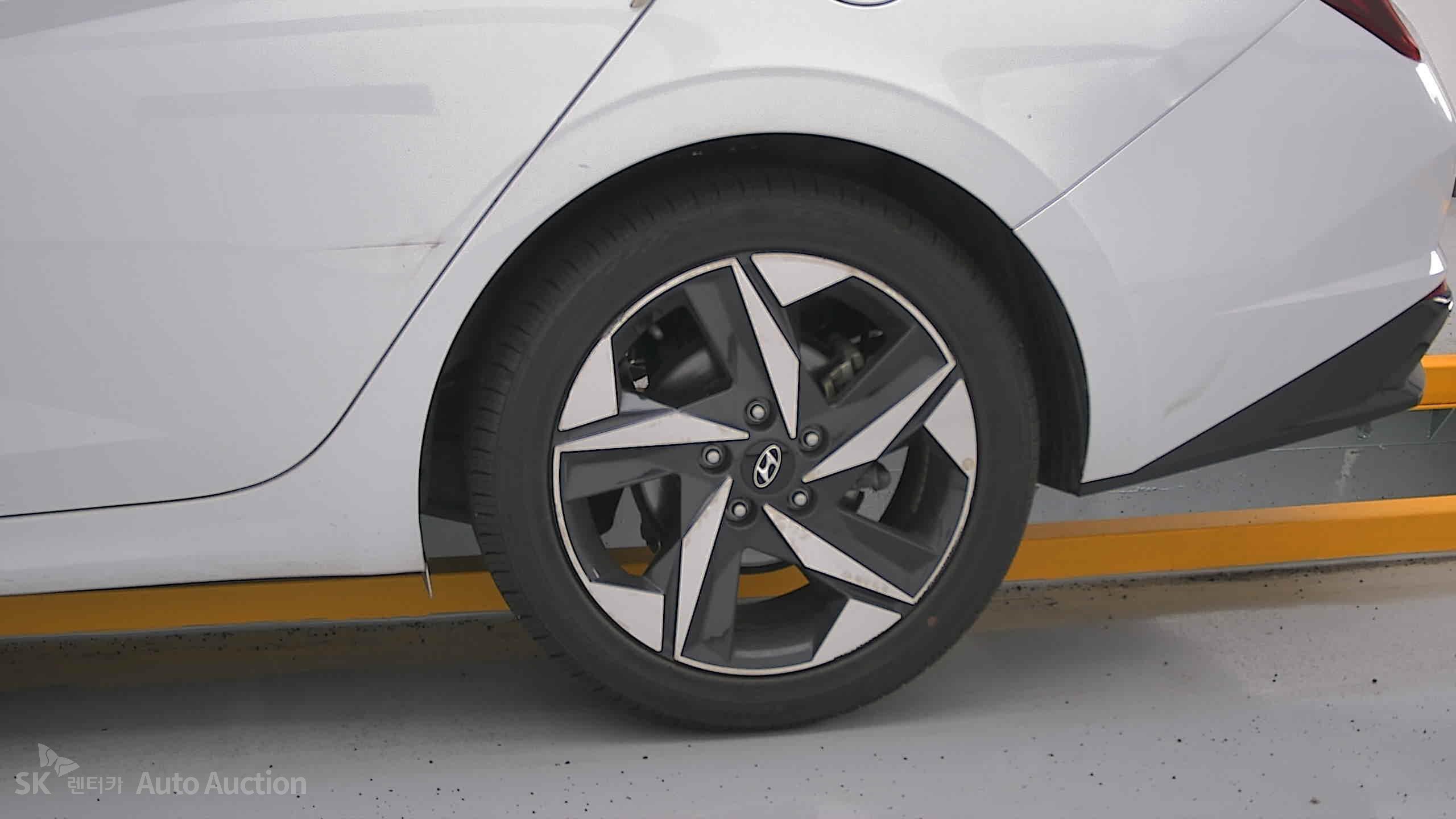 2023 - hyundai avante