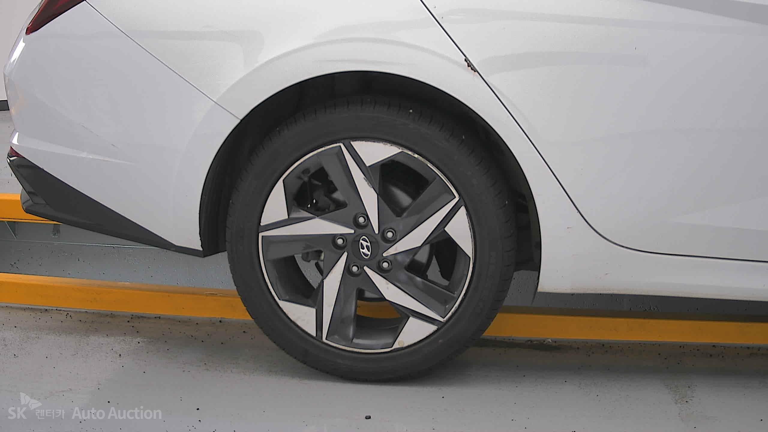 2023 - hyundai avante