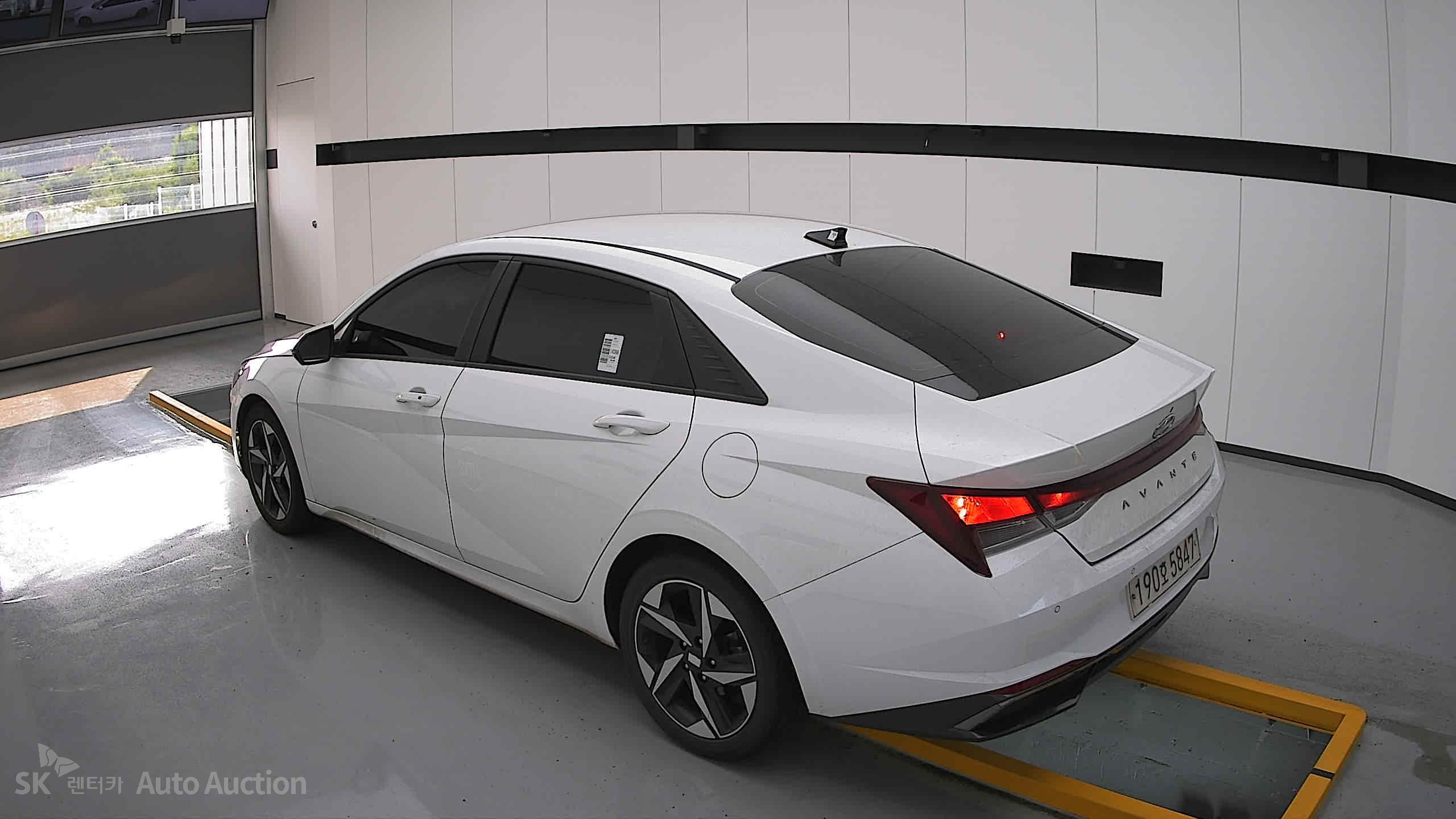 2023 - hyundai avante