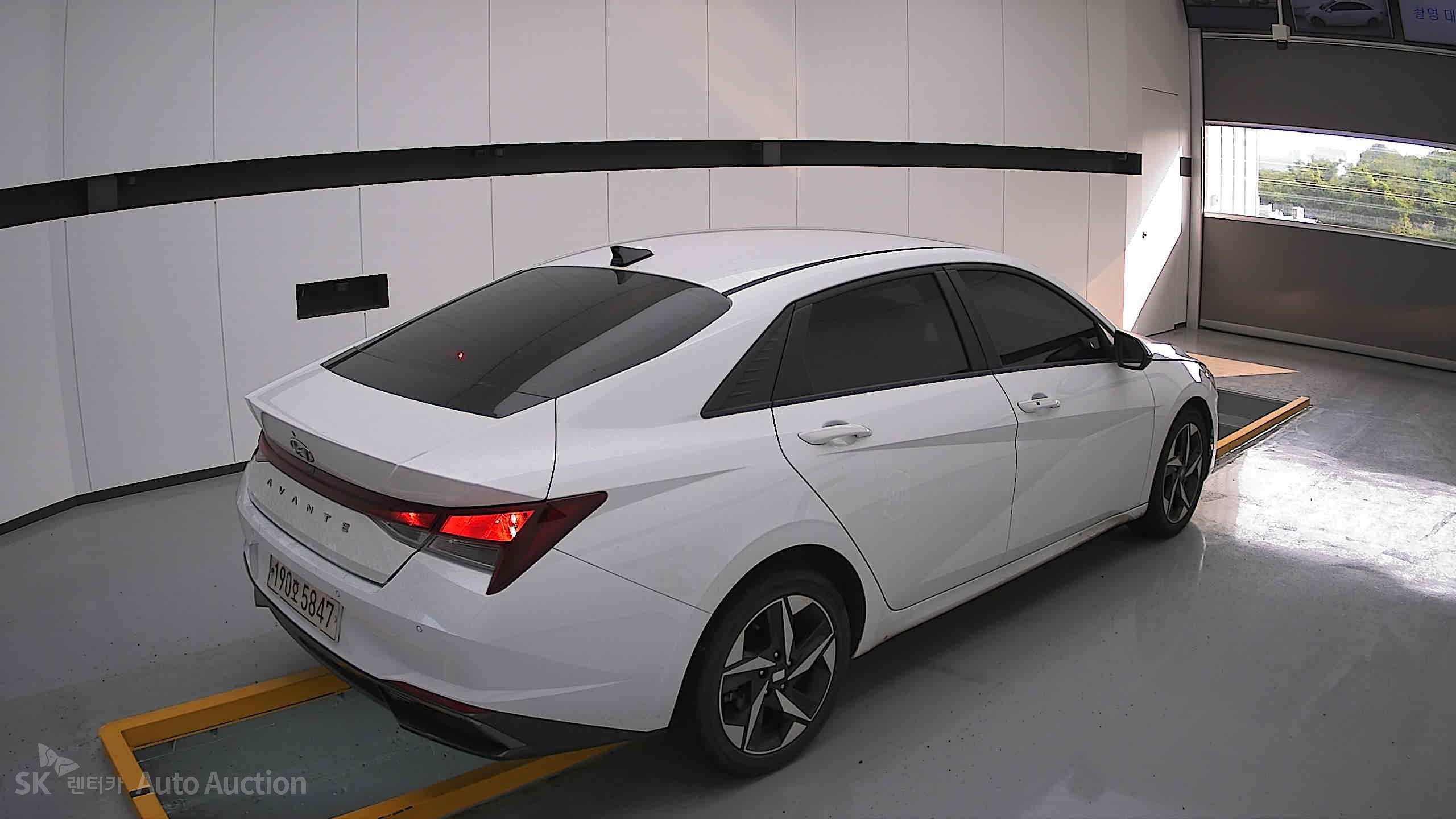 2023 - hyundai avante