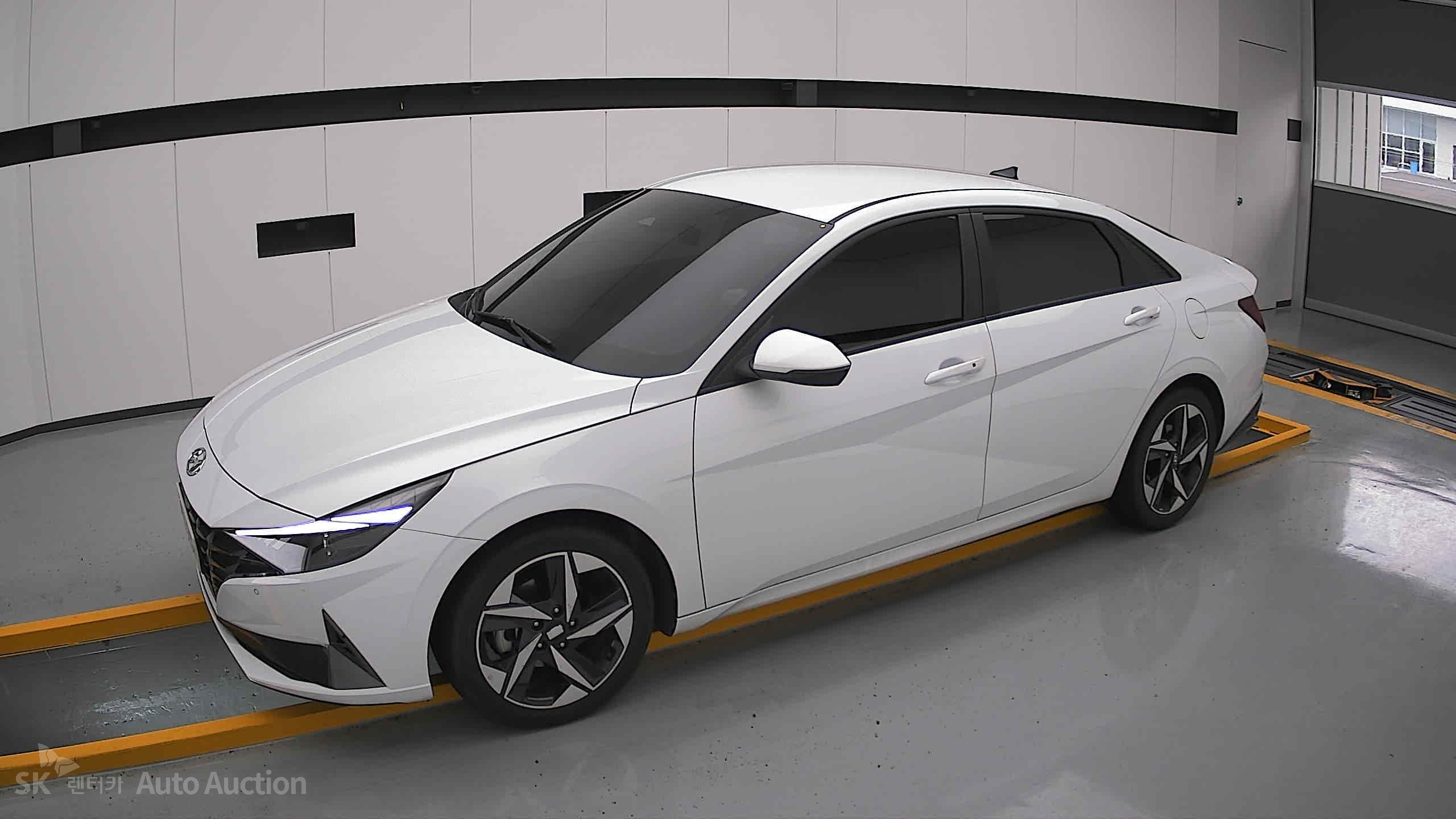 2023 - hyundai avante