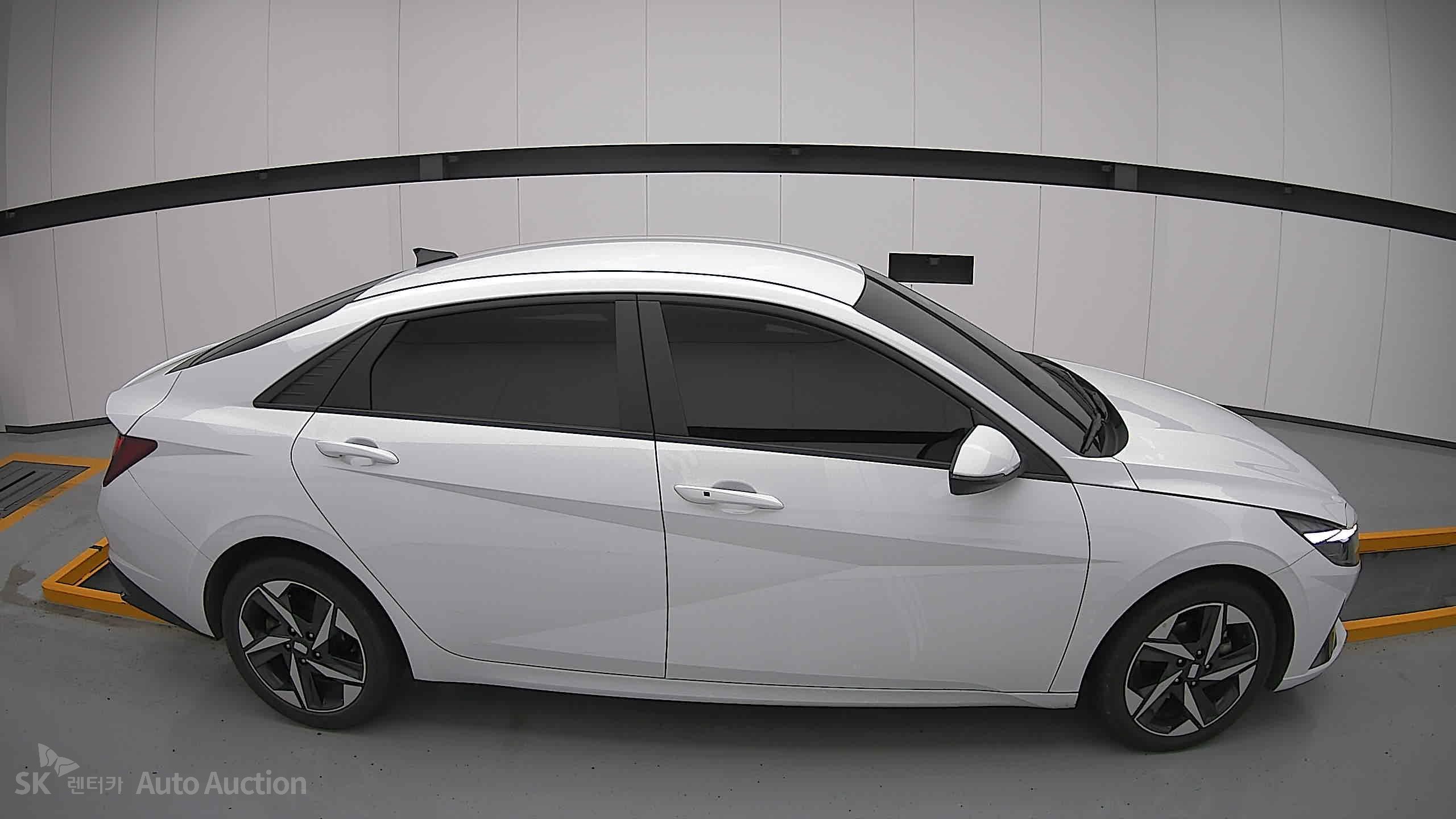 2023 - hyundai avante
