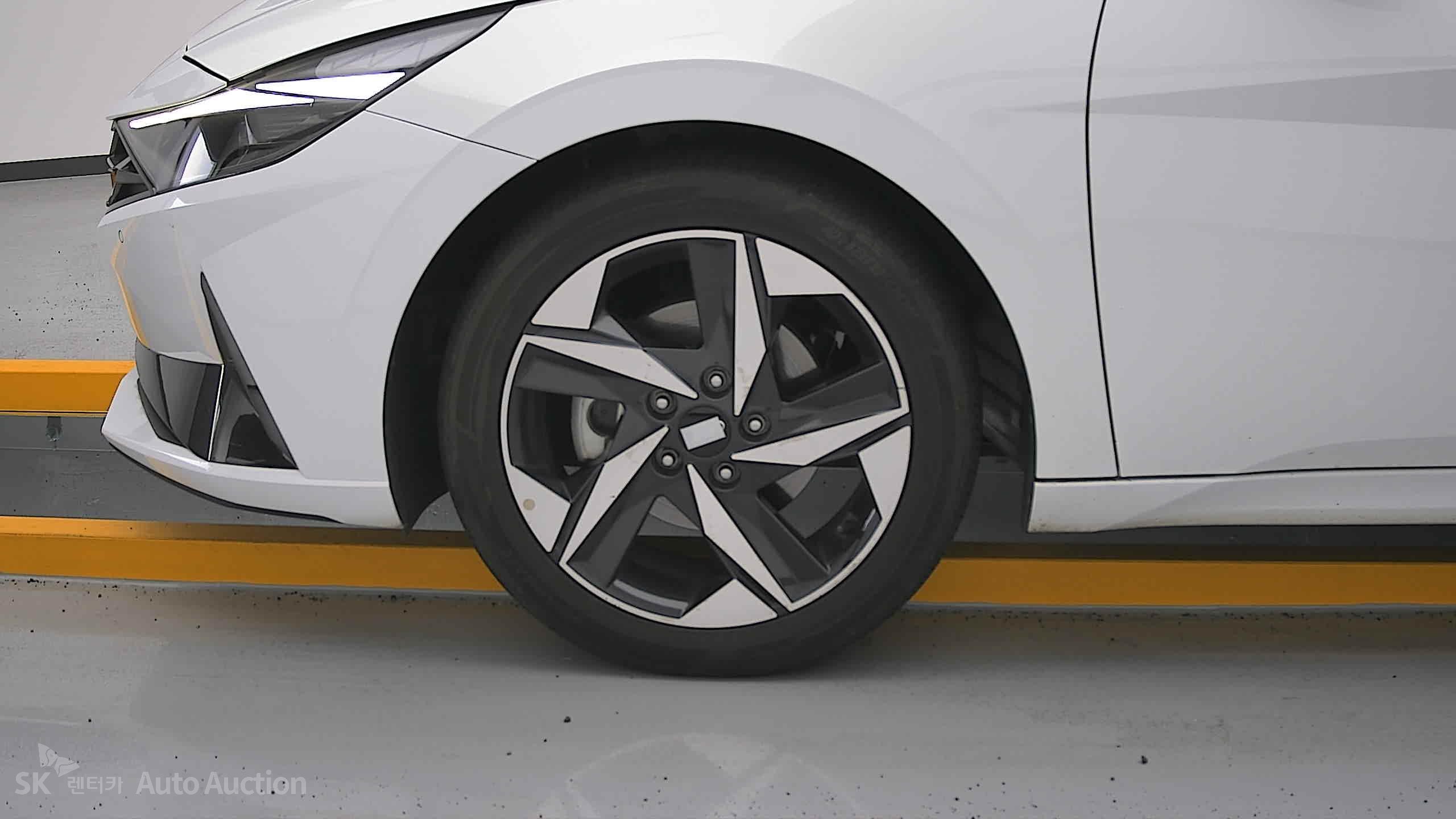 2023 - hyundai avante