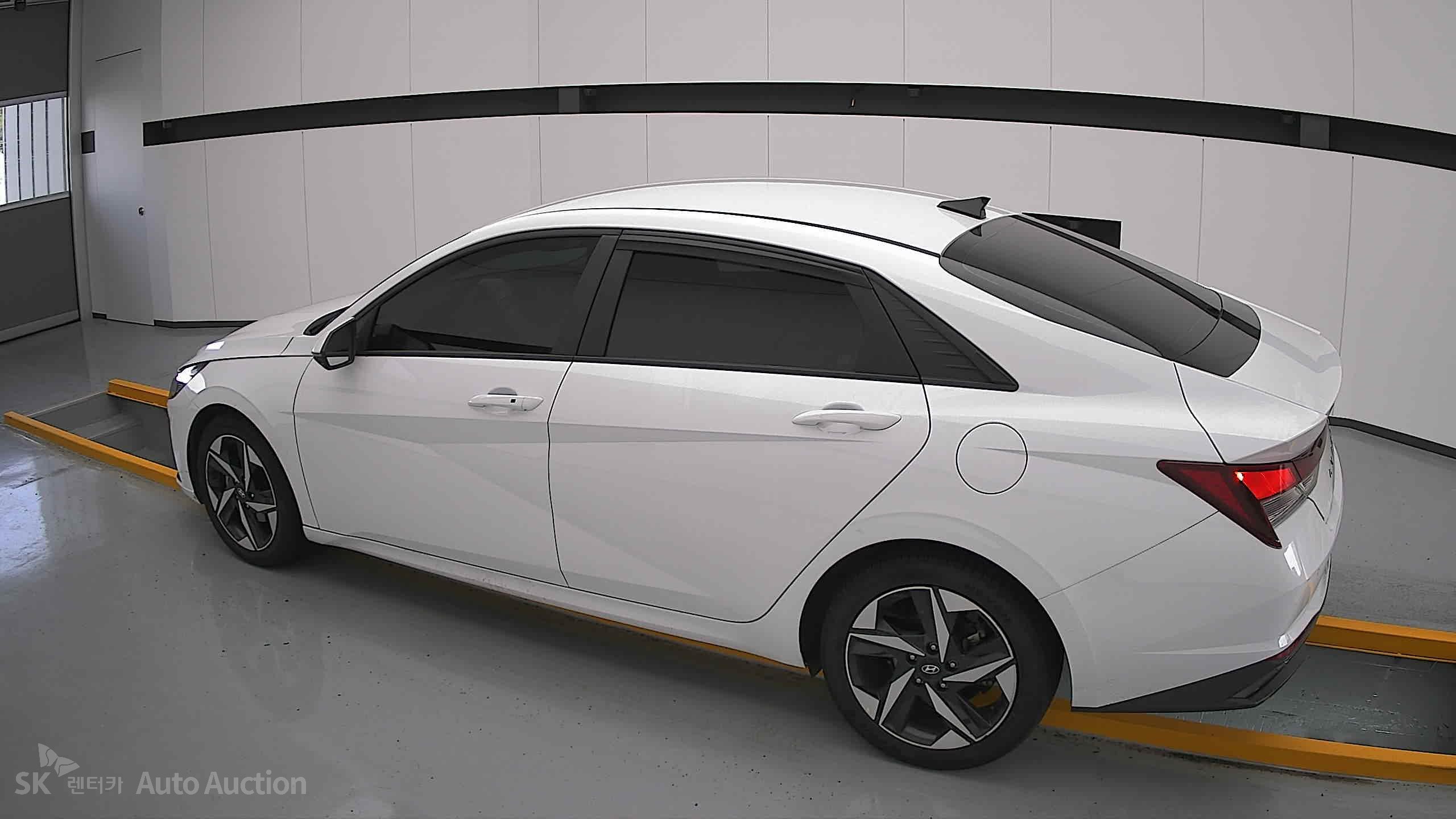 2023 - hyundai avante