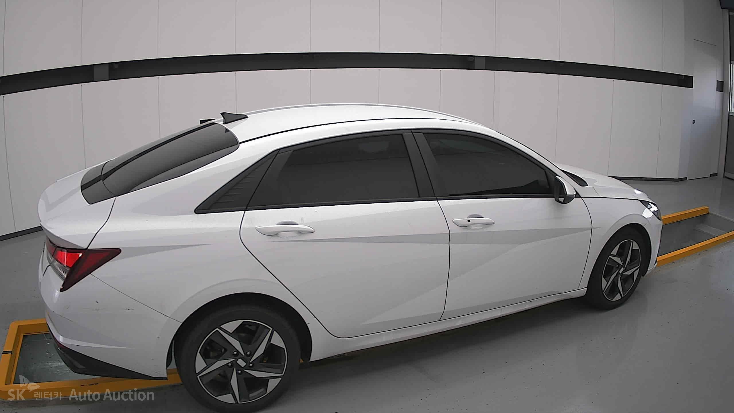 2023 - hyundai avante