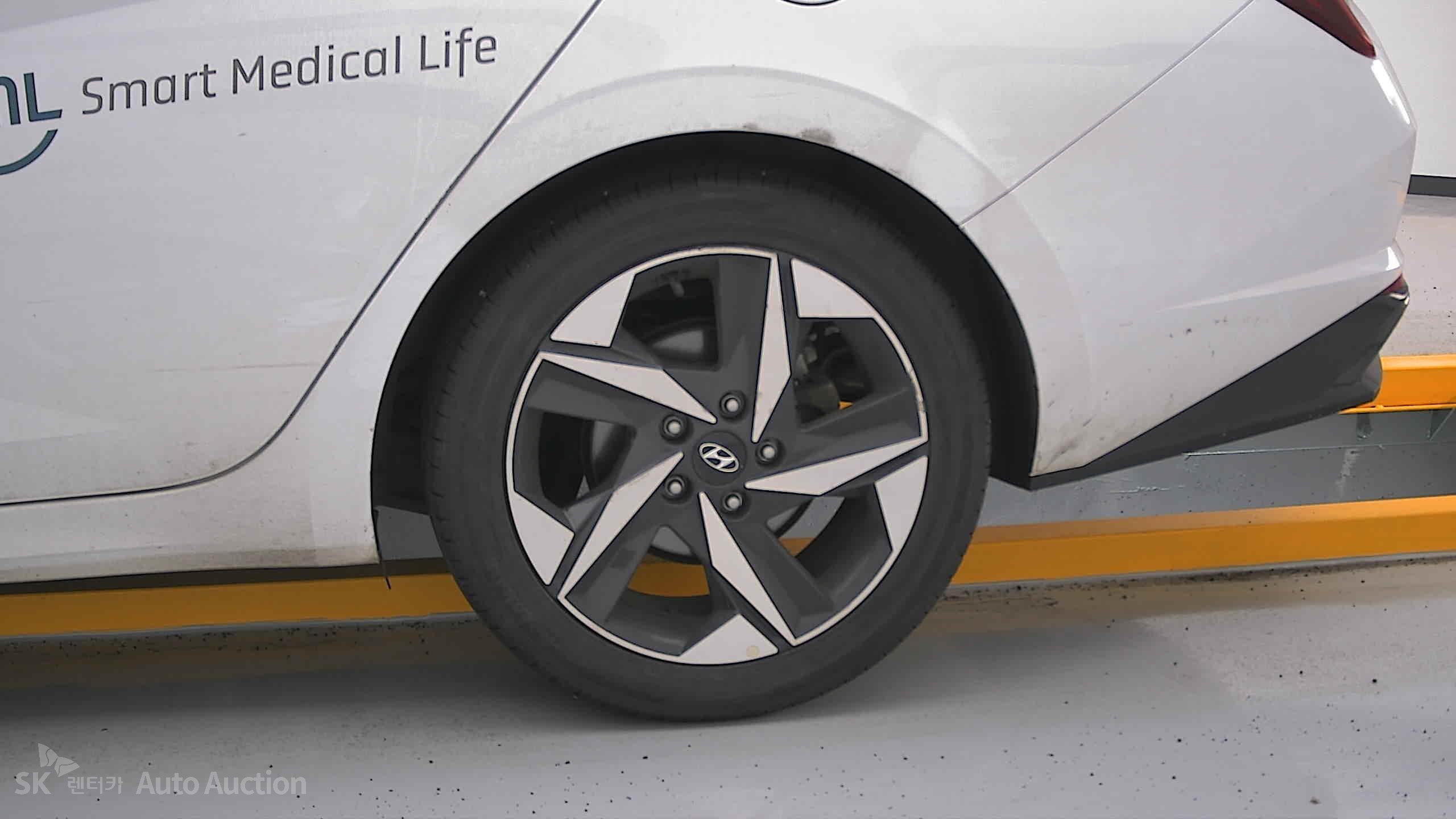 2023 - hyundai avante