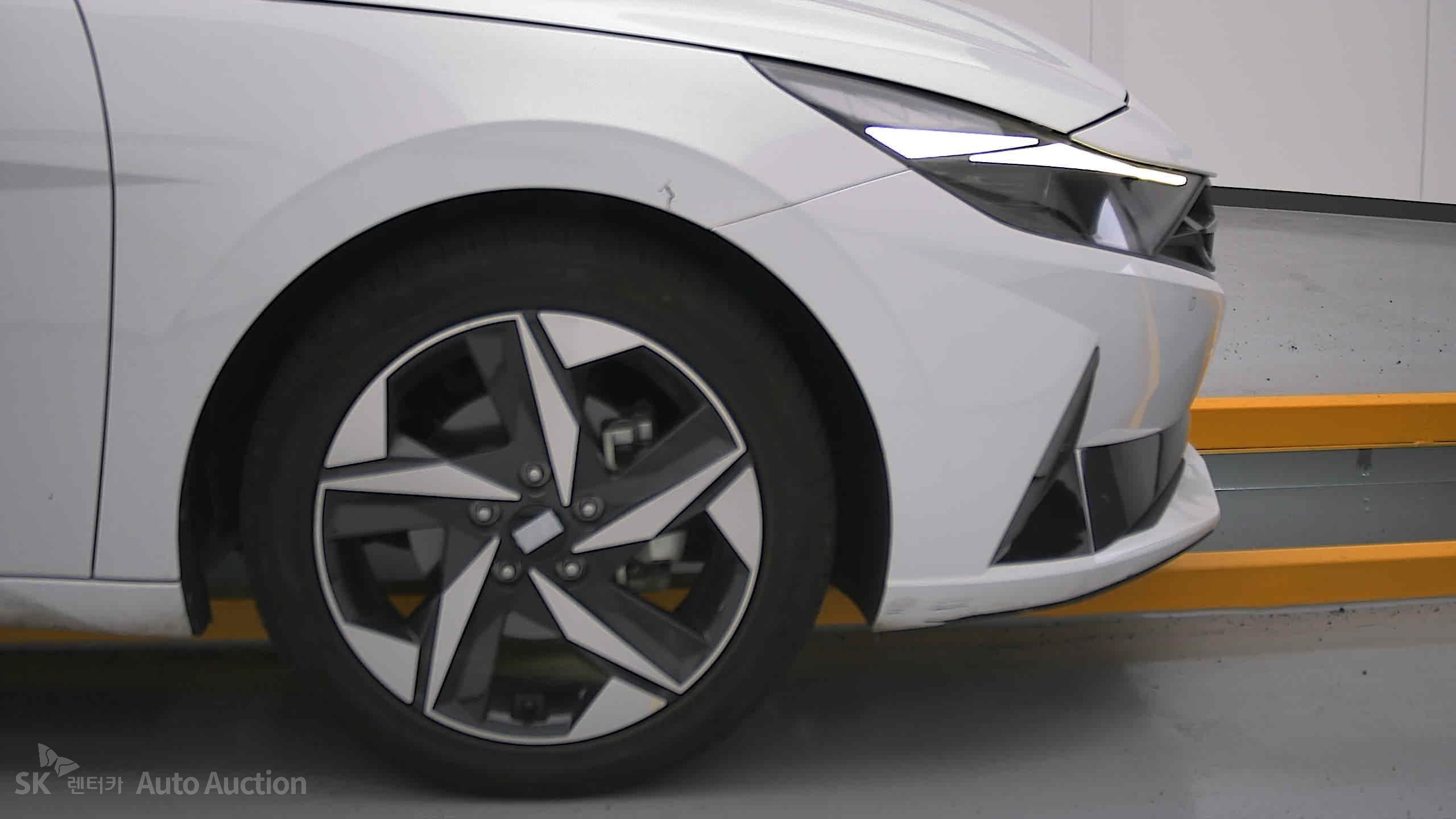 2023 - hyundai avante
