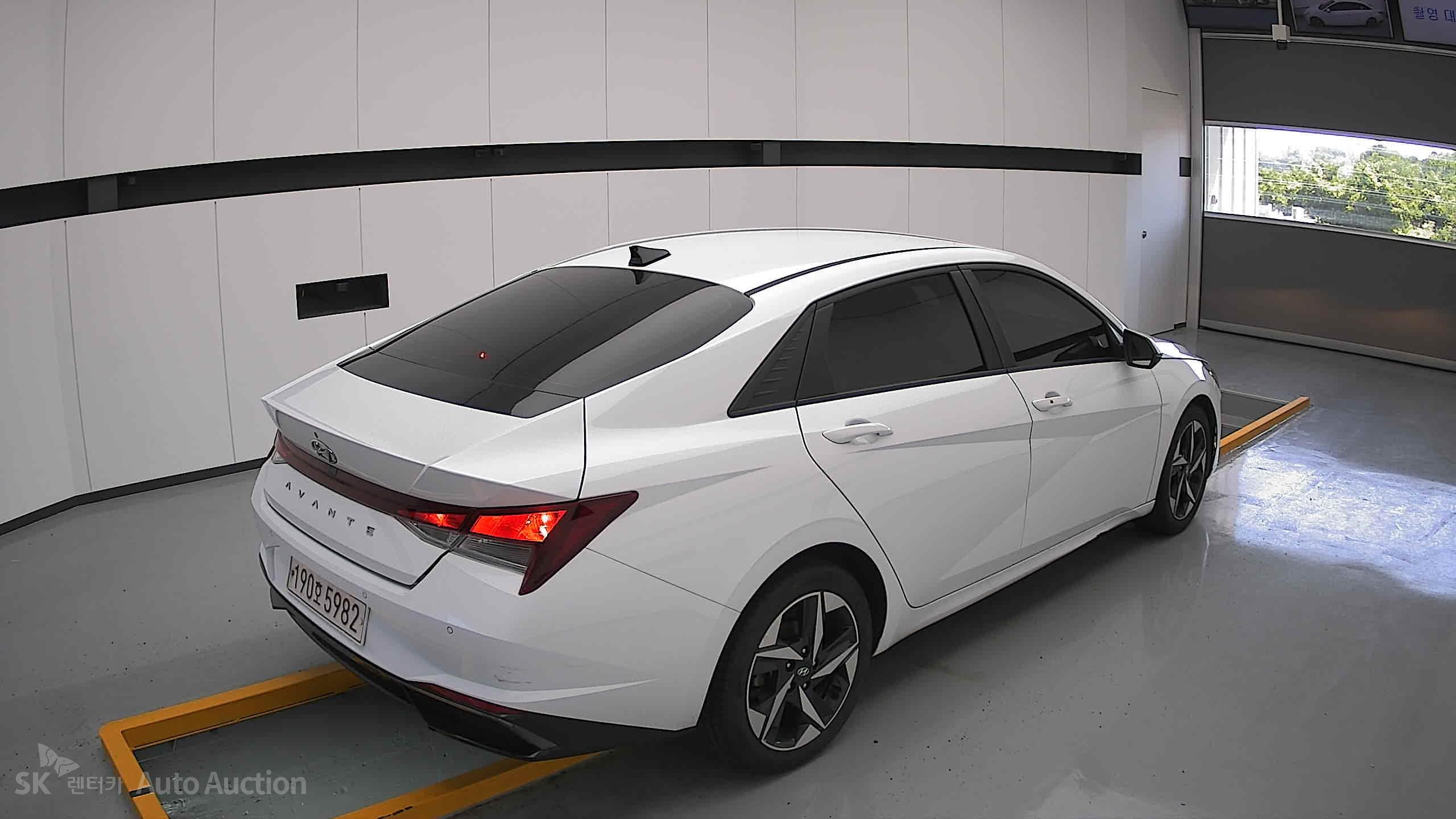 2023 - hyundai avante