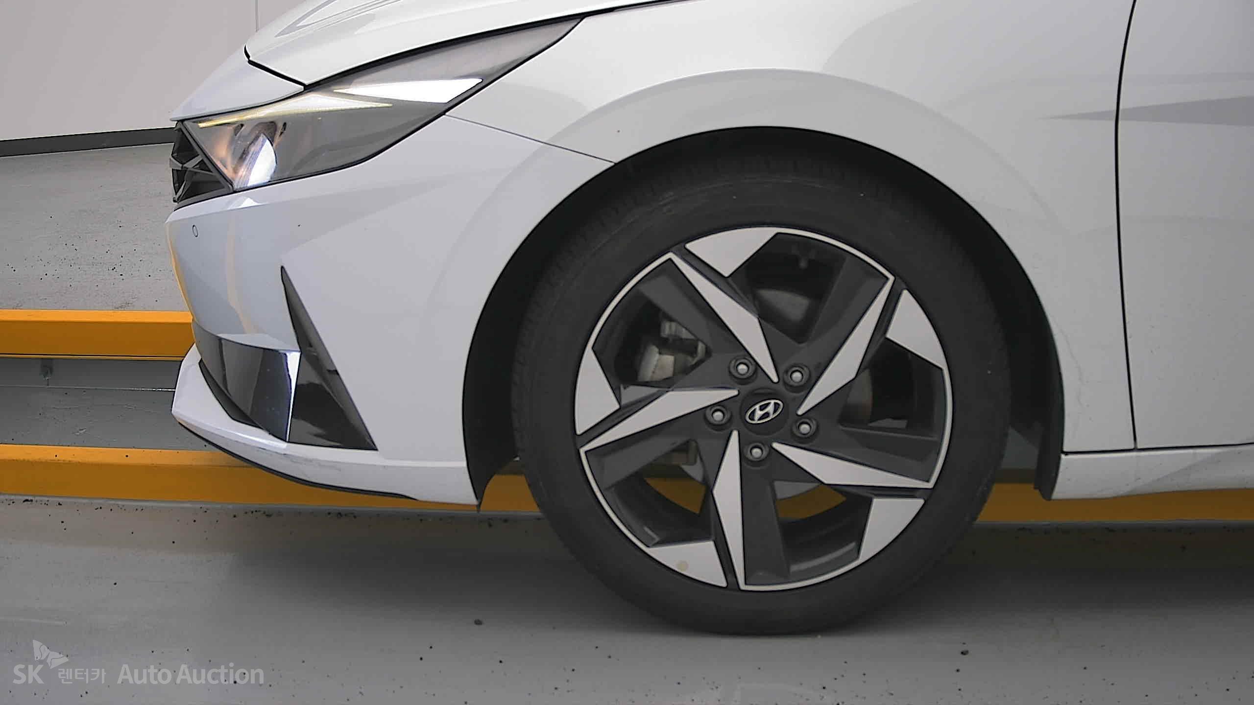 2023 - hyundai avante
