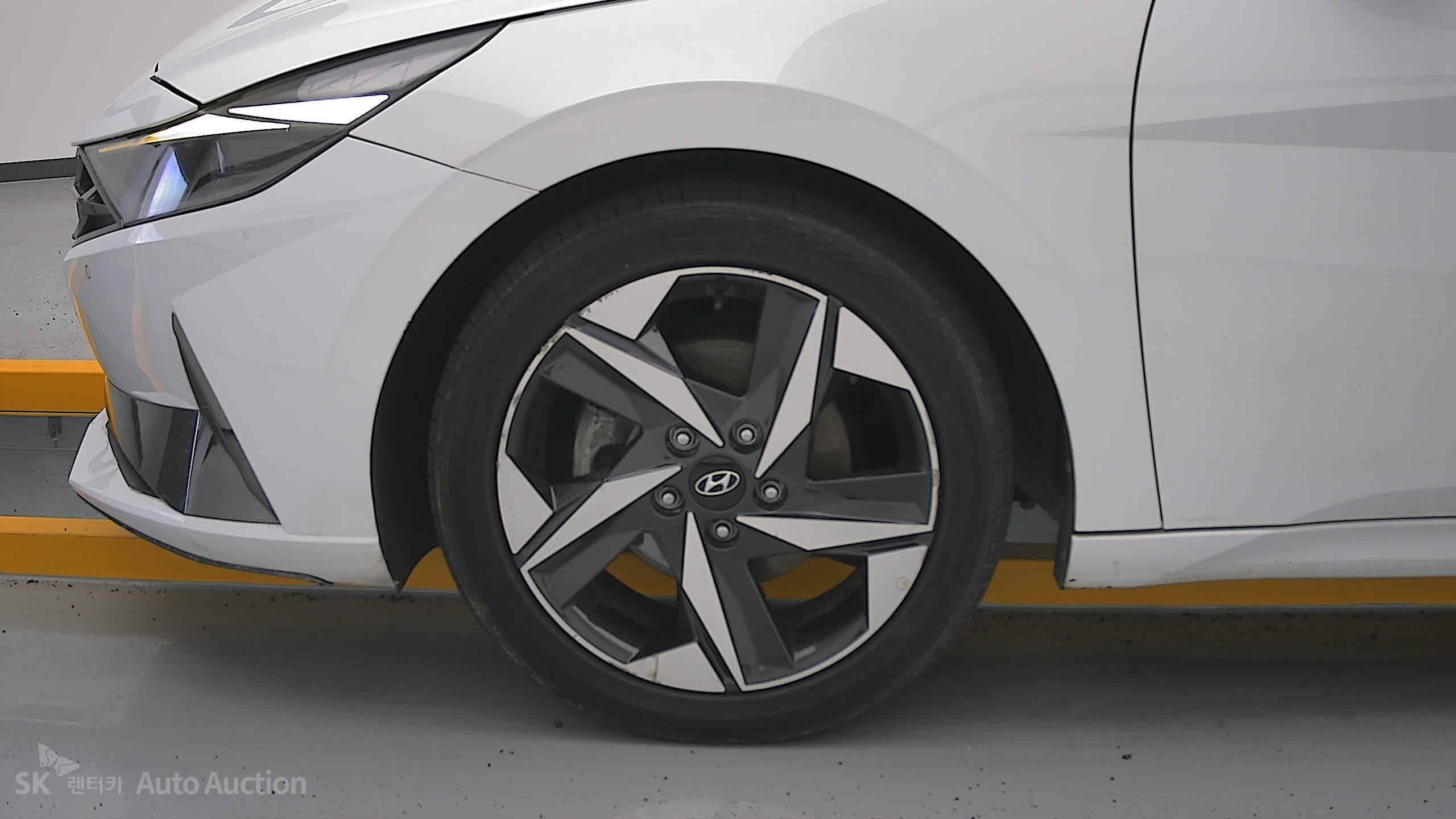 2023 - hyundai avante
