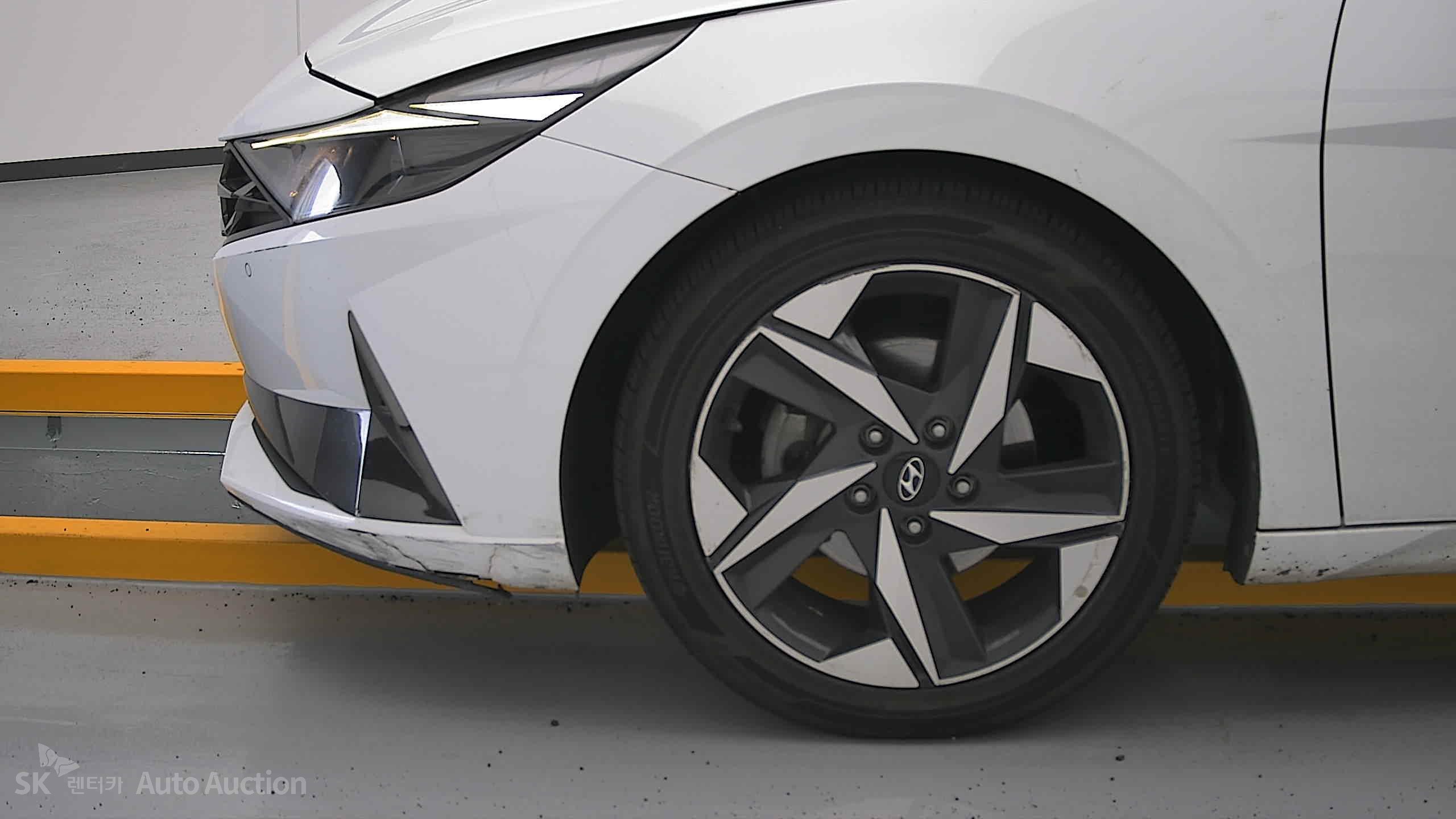2023 - hyundai avante