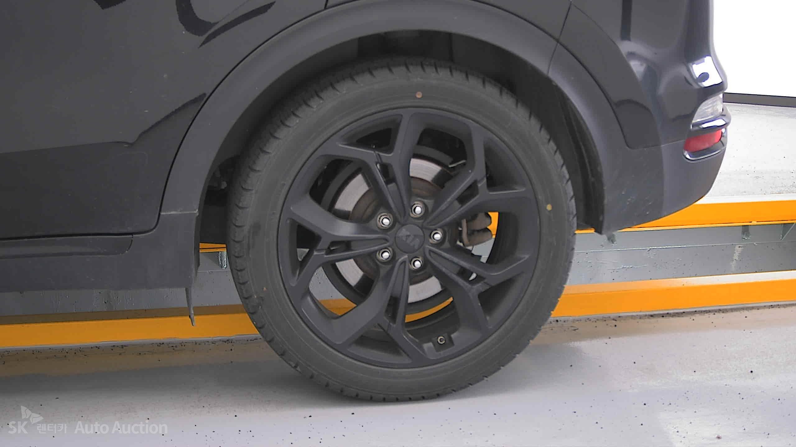 2022 - kia sportage