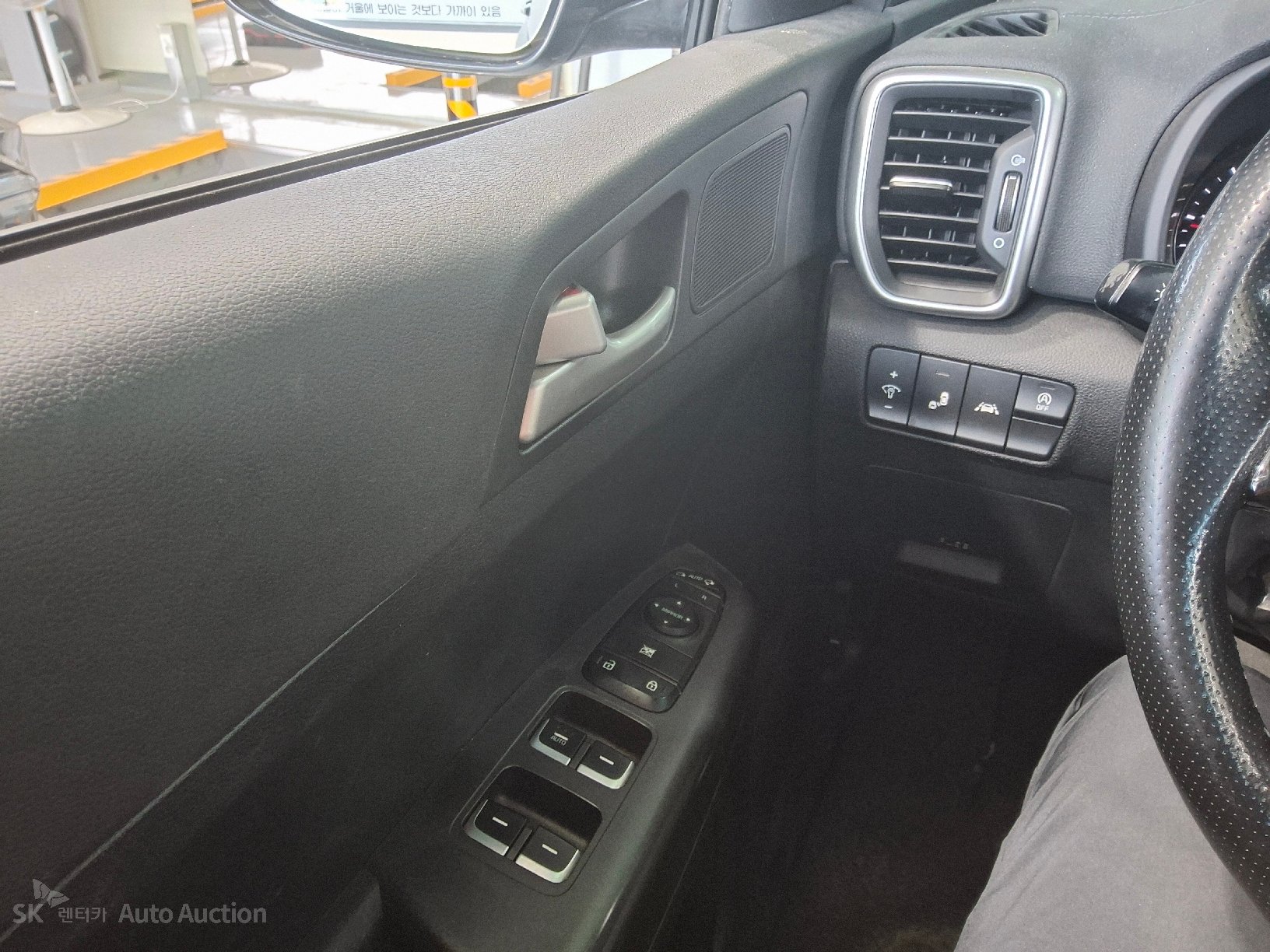 2022 - kia sportage