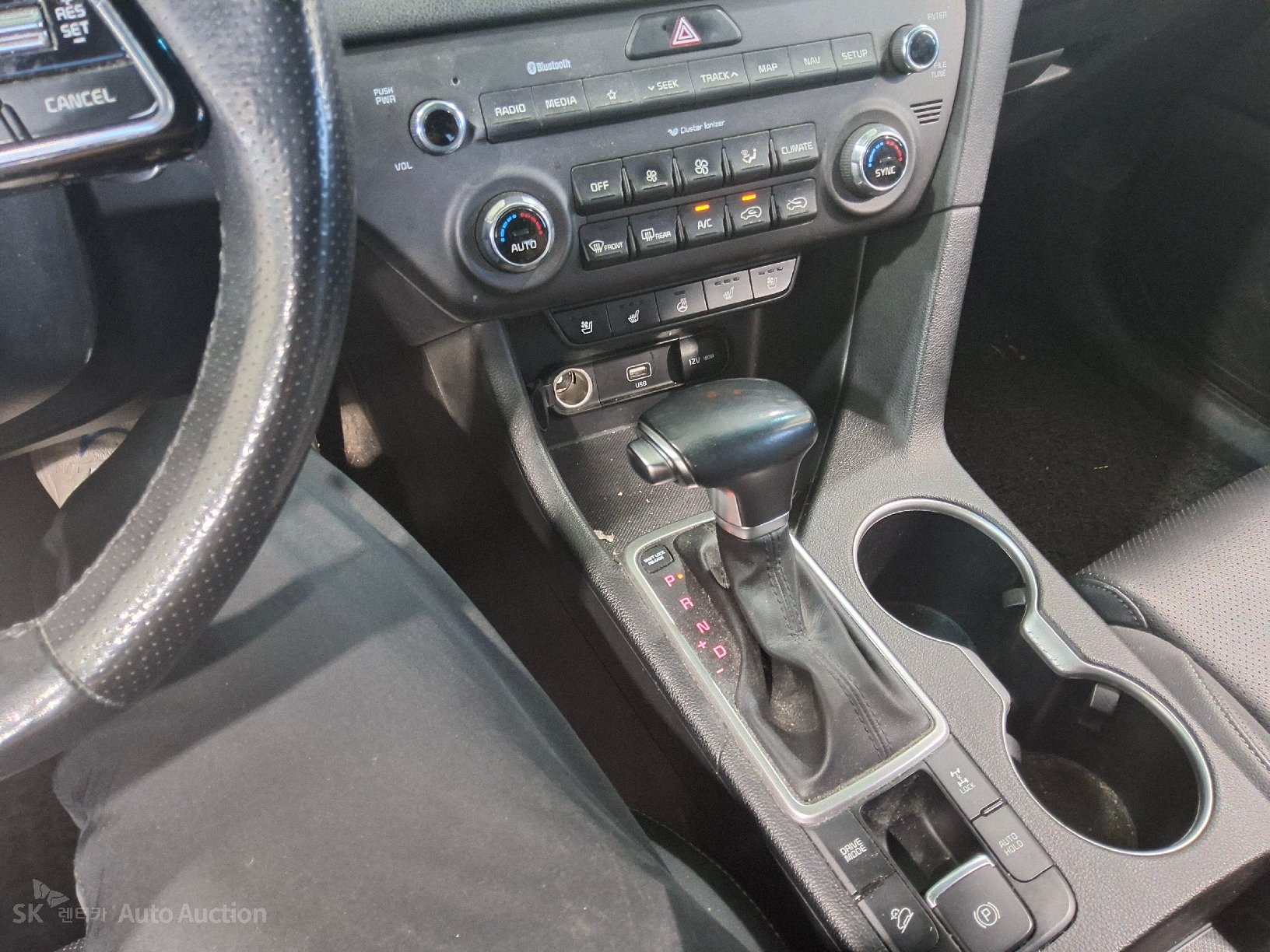2022 - kia sportage